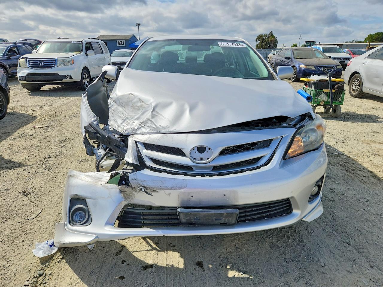 2011 Toyota Corolla S Silver vin: 2T1BU4EE4BC688957