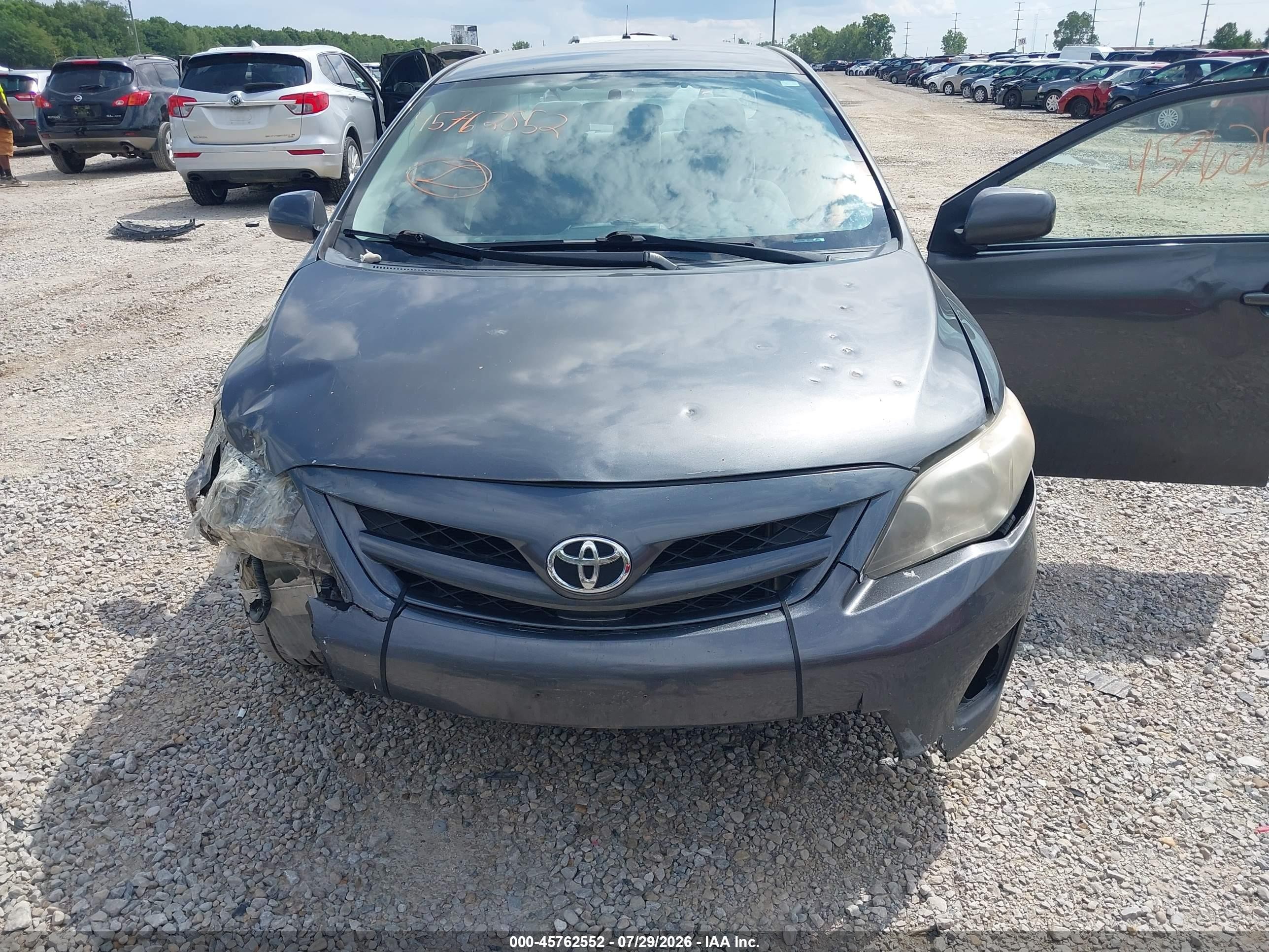 2011 Toyota Corolla Le Gray vin: 2T1BU4EE4BC689283