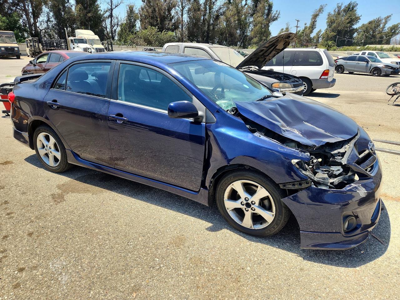 2011 Toyota Corolla S Blue vin: 2T1BU4EE4BC693625