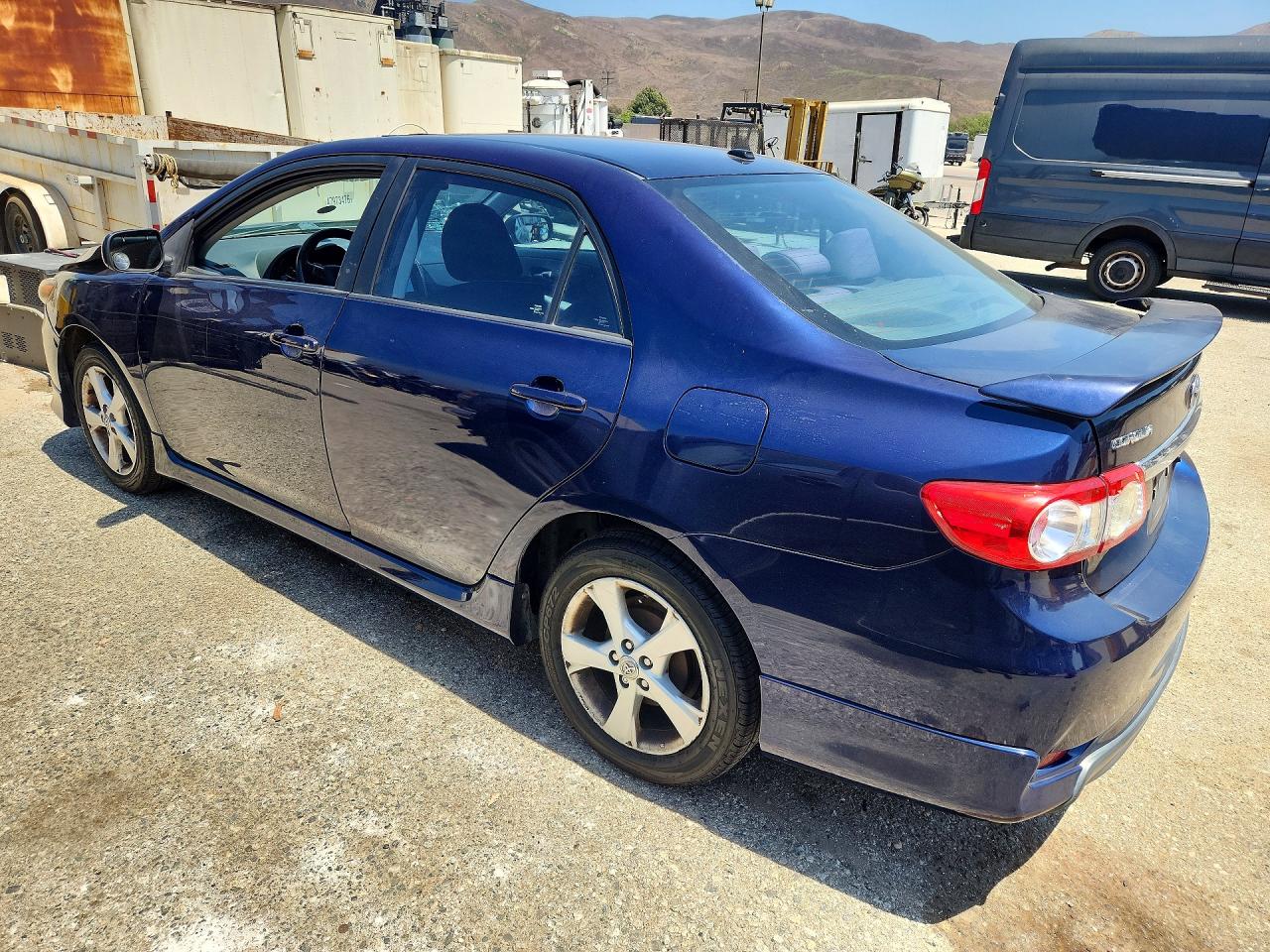 2011 Toyota Corolla S Blue vin: 2T1BU4EE4BC693625