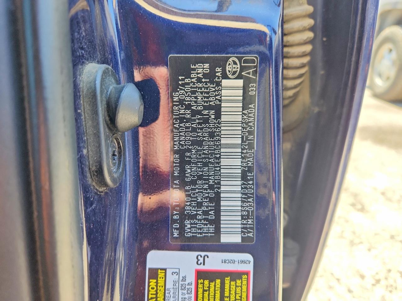 2011 Toyota Corolla S Blue vin: 2T1BU4EE4BC693625