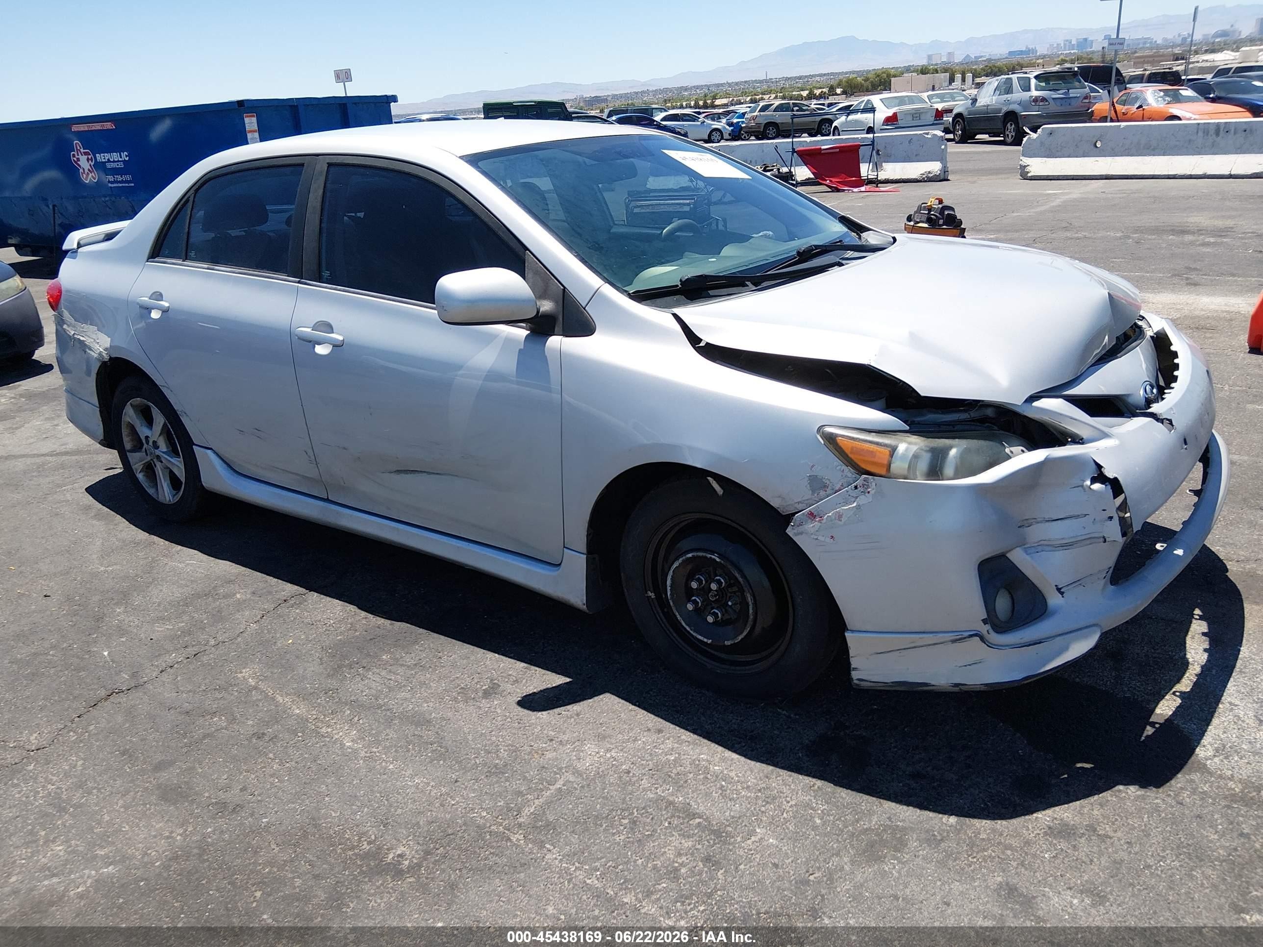 2011 Toyota Corolla S Silver vin: 2T1BU4EE4BC703876