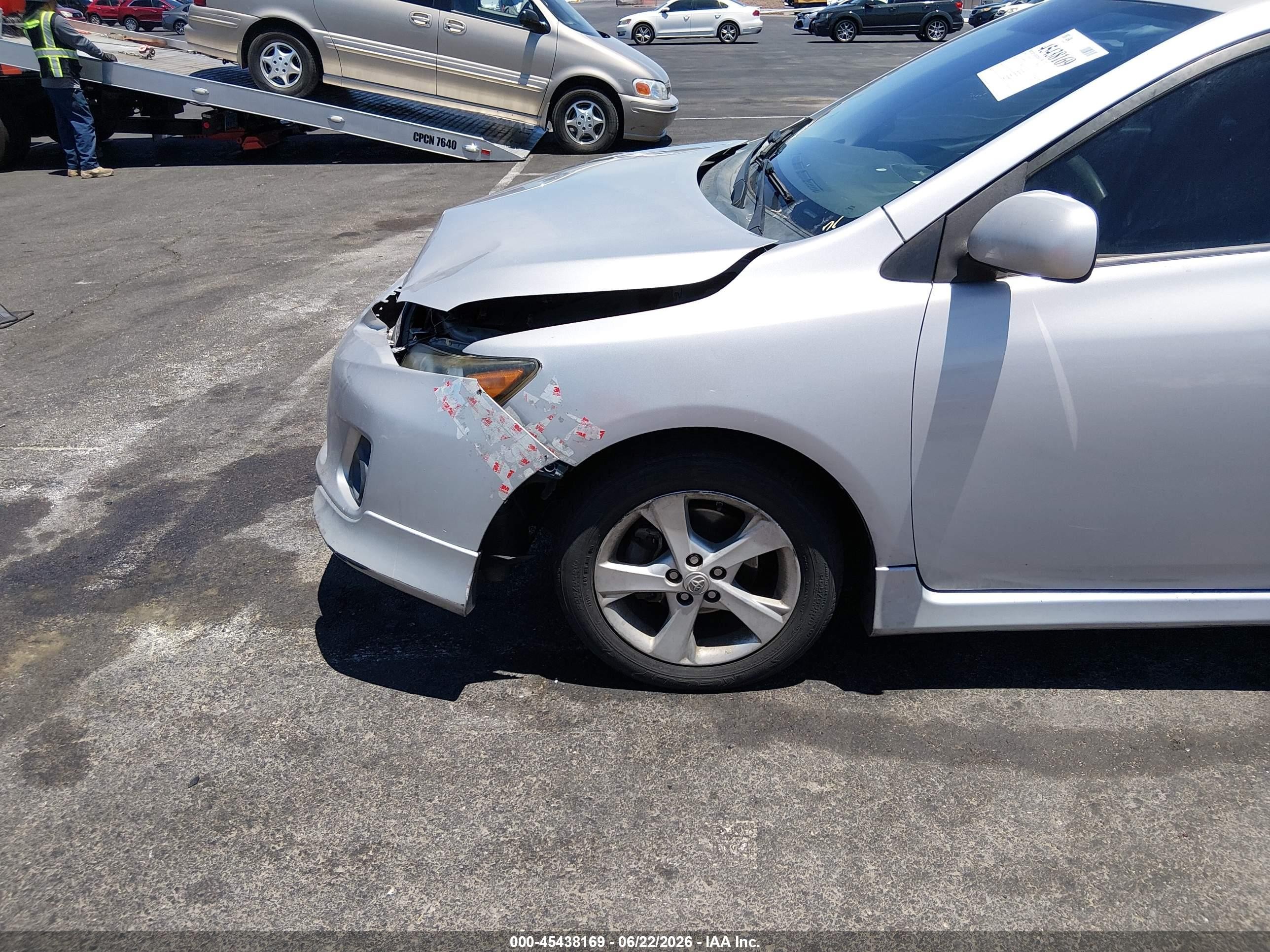 2011 Toyota Corolla S Silver vin: 2T1BU4EE4BC703876