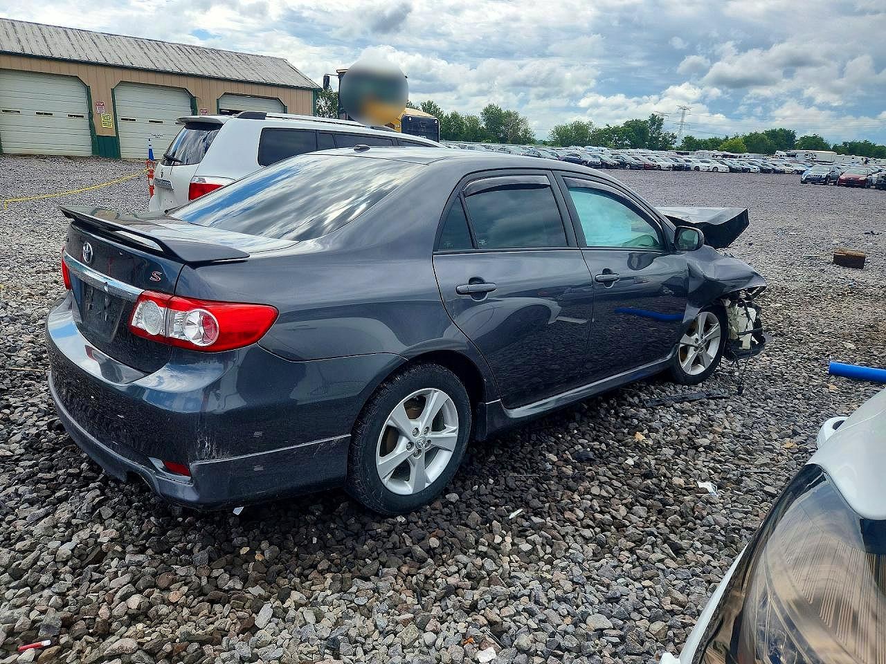 2011 Toyota Corolla S Silver vin: 2T1BU4EE4BC710942