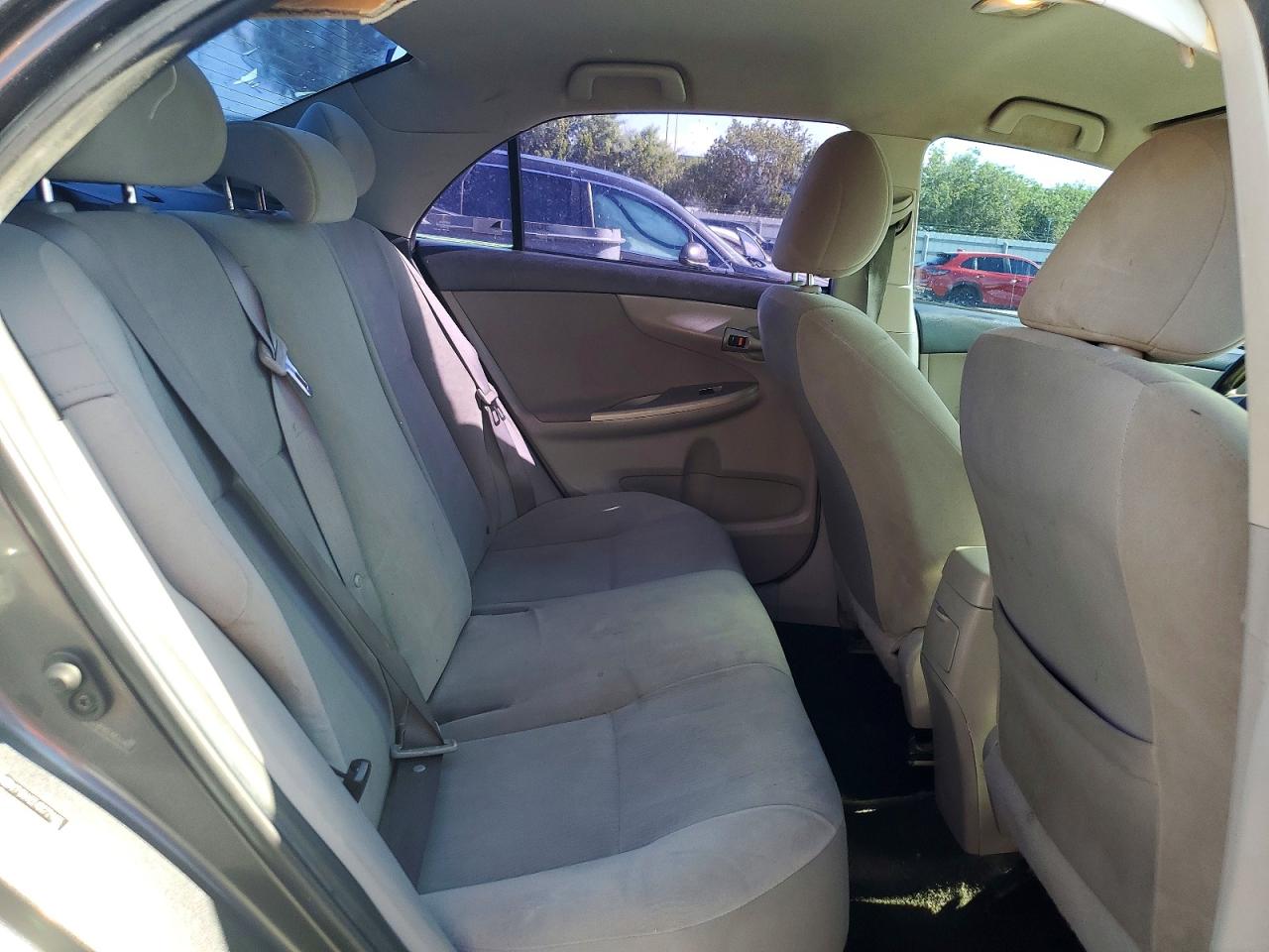 2011 Toyota Corolla Le Gray vin: 2T1BU4EE4BC721455