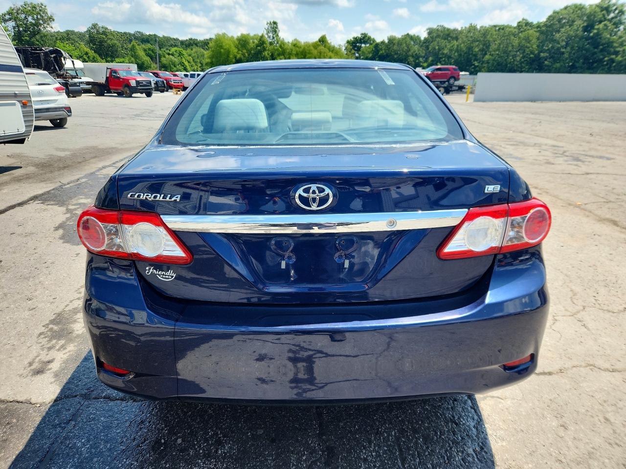 2011 Toyota Corolla Le Blue vin: 2T1BU4EE4BC738112