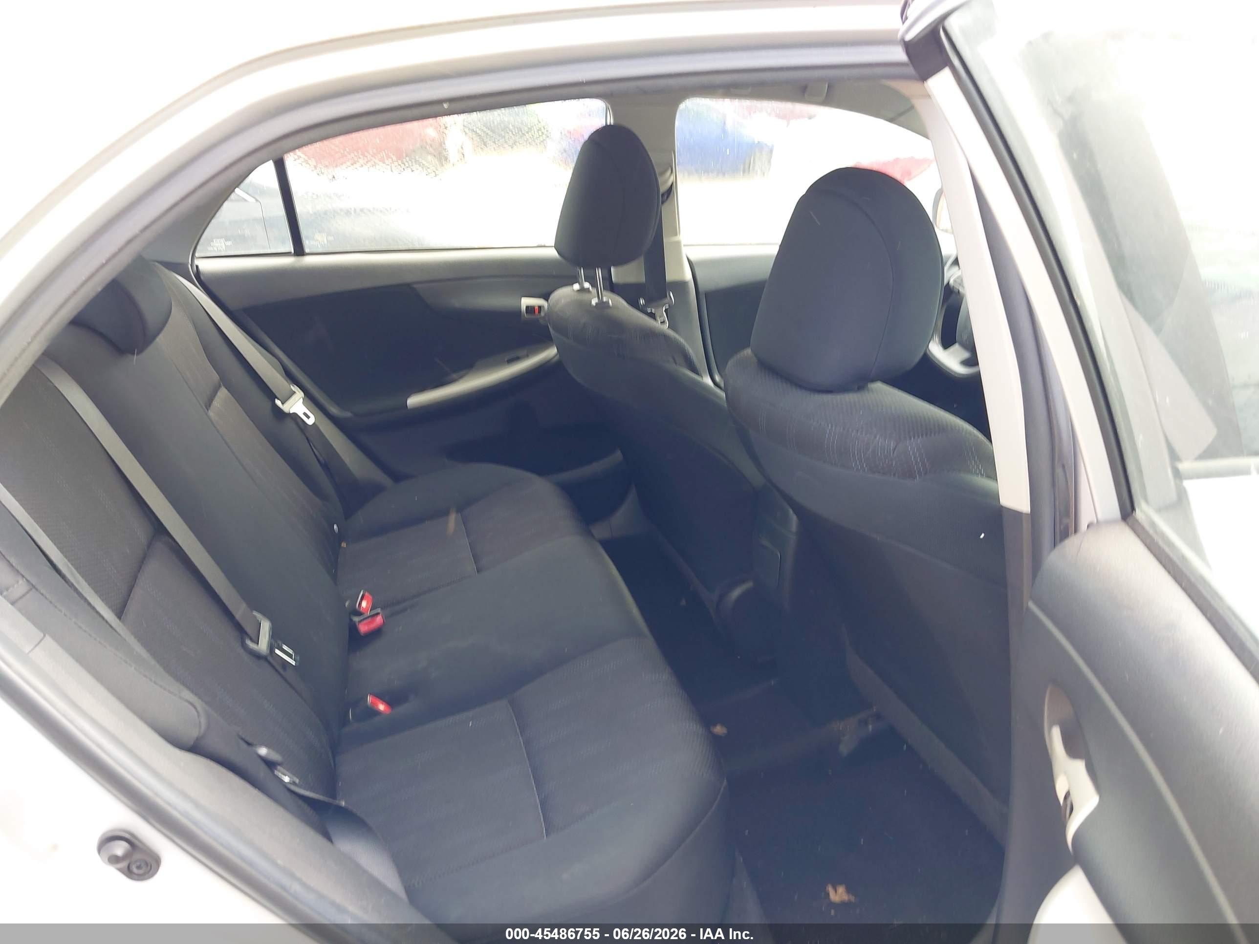 2011 Toyota Corolla S Silver vin: 2T1BU4EE4BC743472