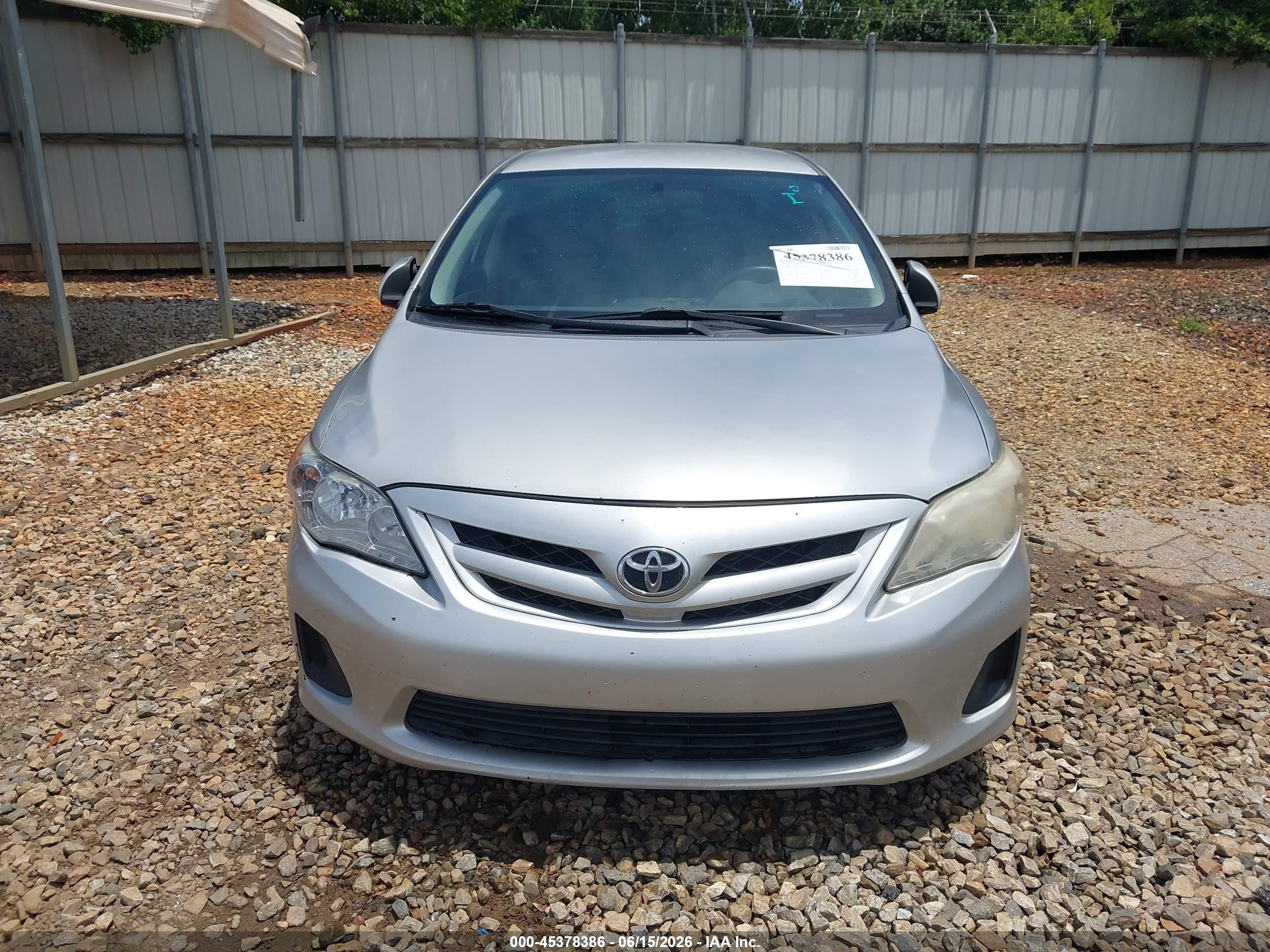 2011 Toyota Corolla Le Silver vin: 2T1BU4EE4BC750292