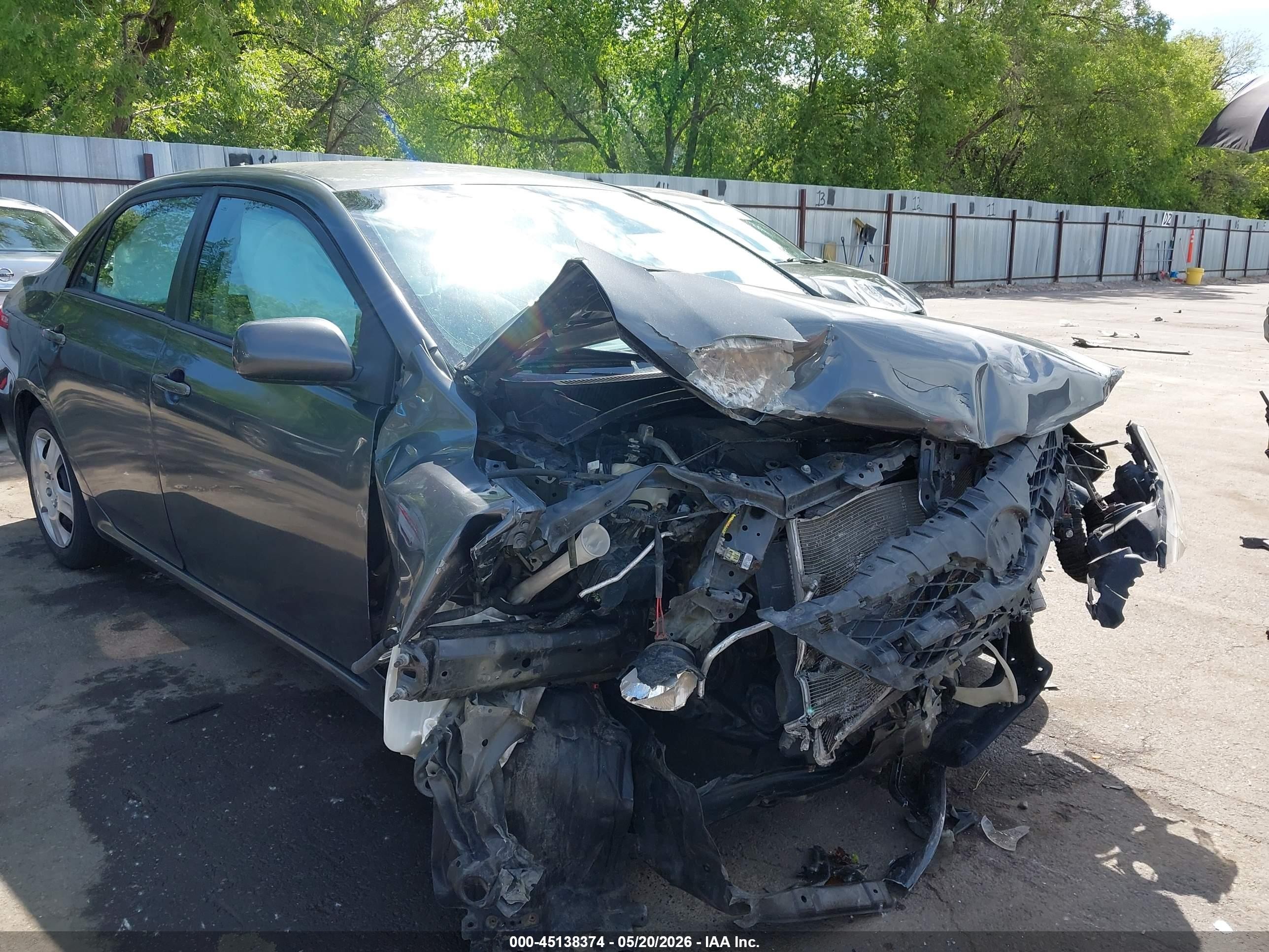 2012 Toyota Corolla Le Gray vin: 2T1BU4EE4CC782449