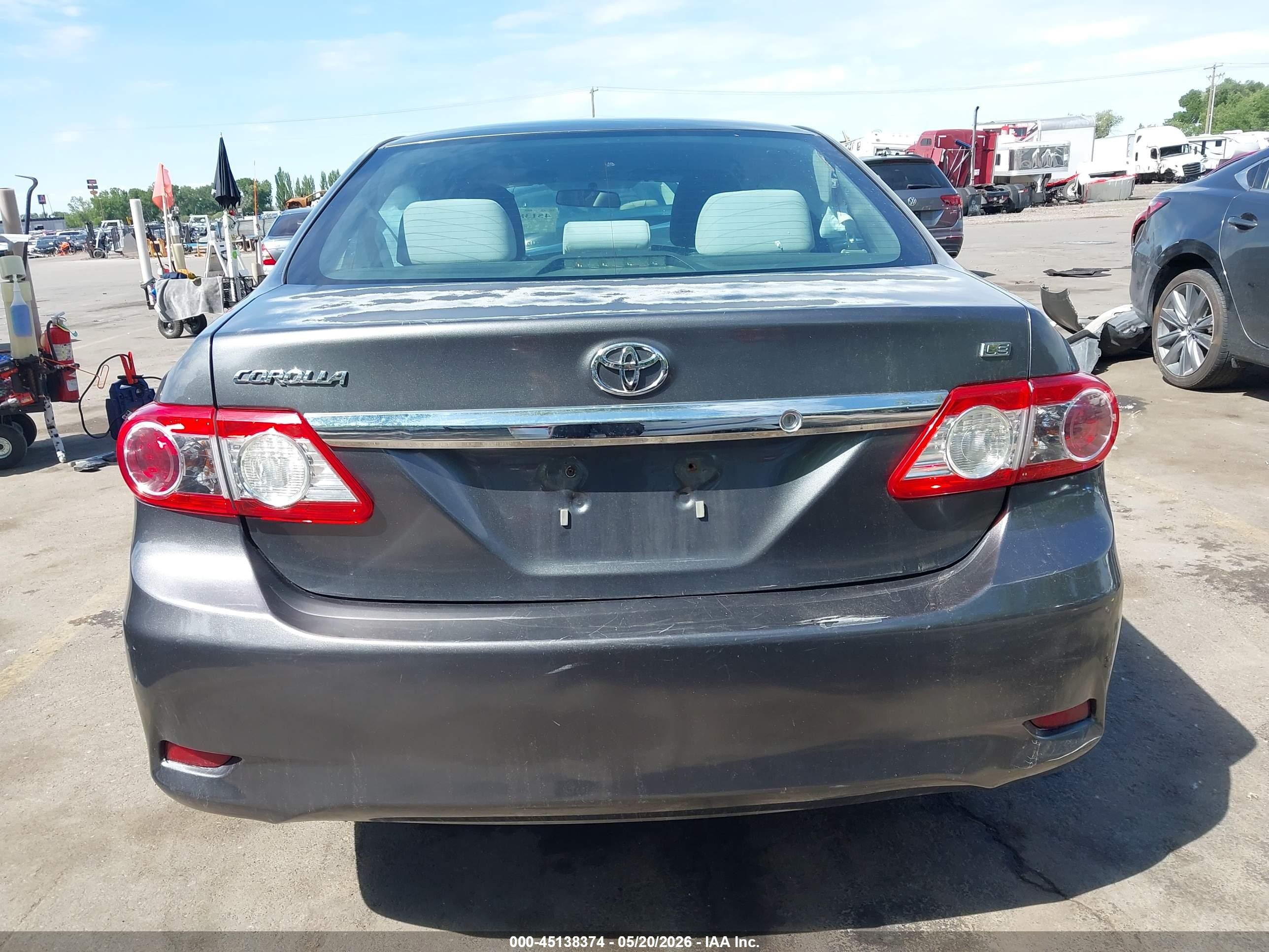 2012 Toyota Corolla Le Gray vin: 2T1BU4EE4CC782449