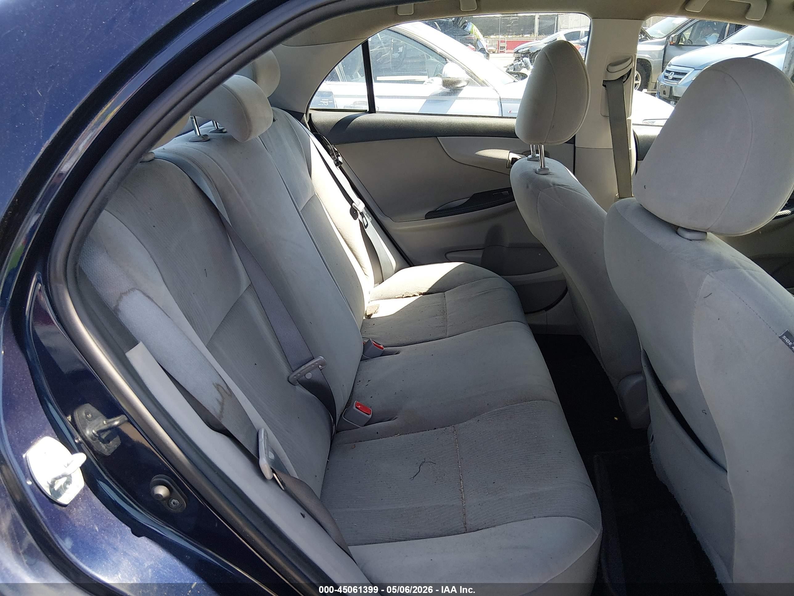 2012 Toyota Corolla Le Blue vin: 2T1BU4EE4CC808130