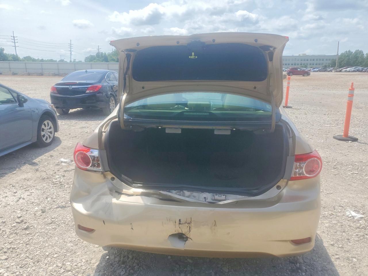 2012 Toyota Corolla Le Beige vin: 2T1BU4EE4CC843069