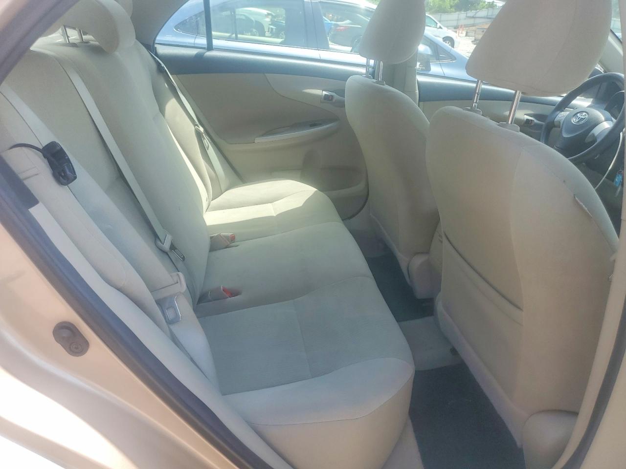 2012 Toyota Corolla Le Beige vin: 2T1BU4EE4CC843069