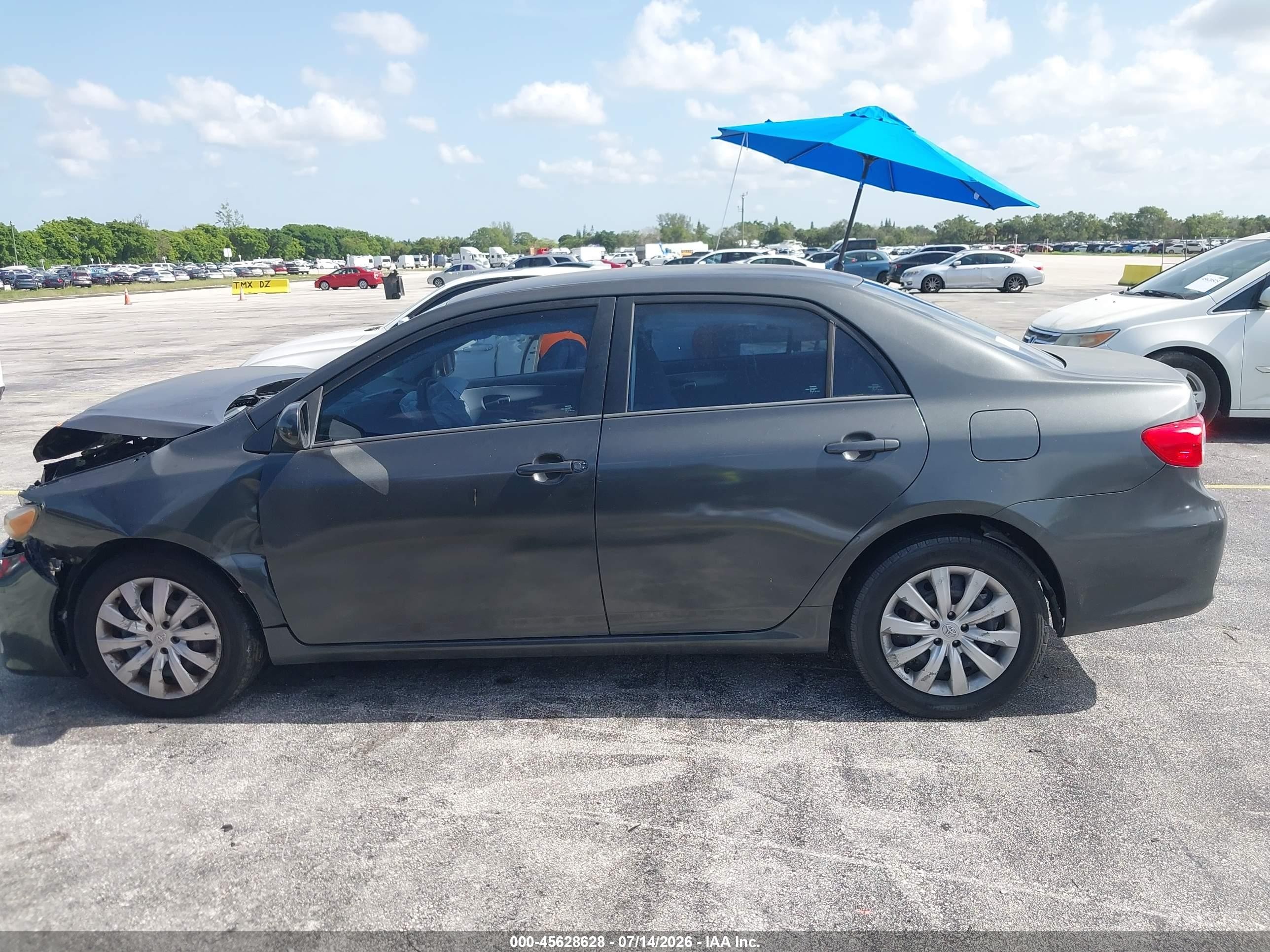 2012 Toyota Corolla Le Gray vin: 2T1BU4EE4CC844545