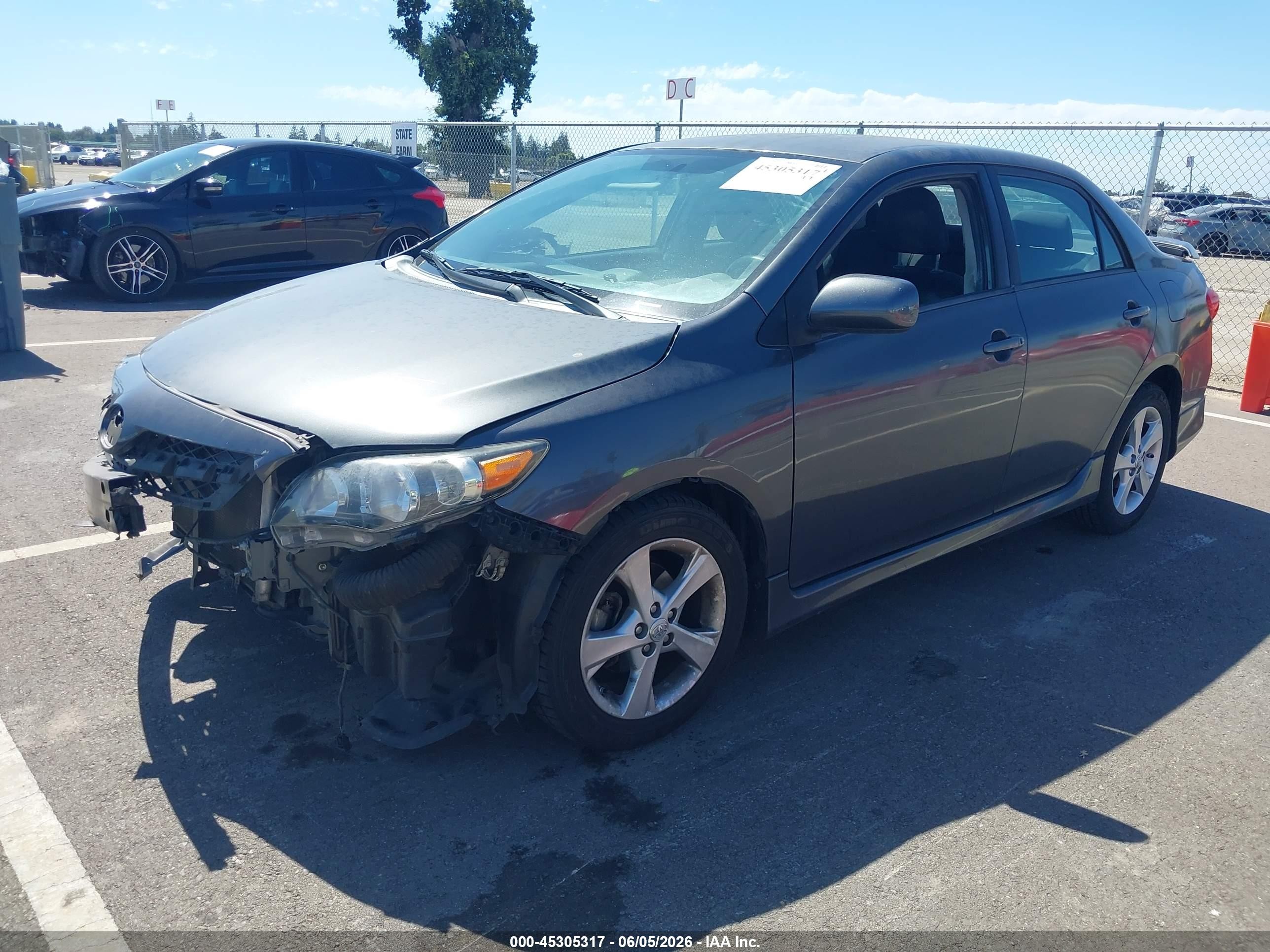 2012 Toyota Corolla S Gray vin: 2T1BU4EE4CC847431