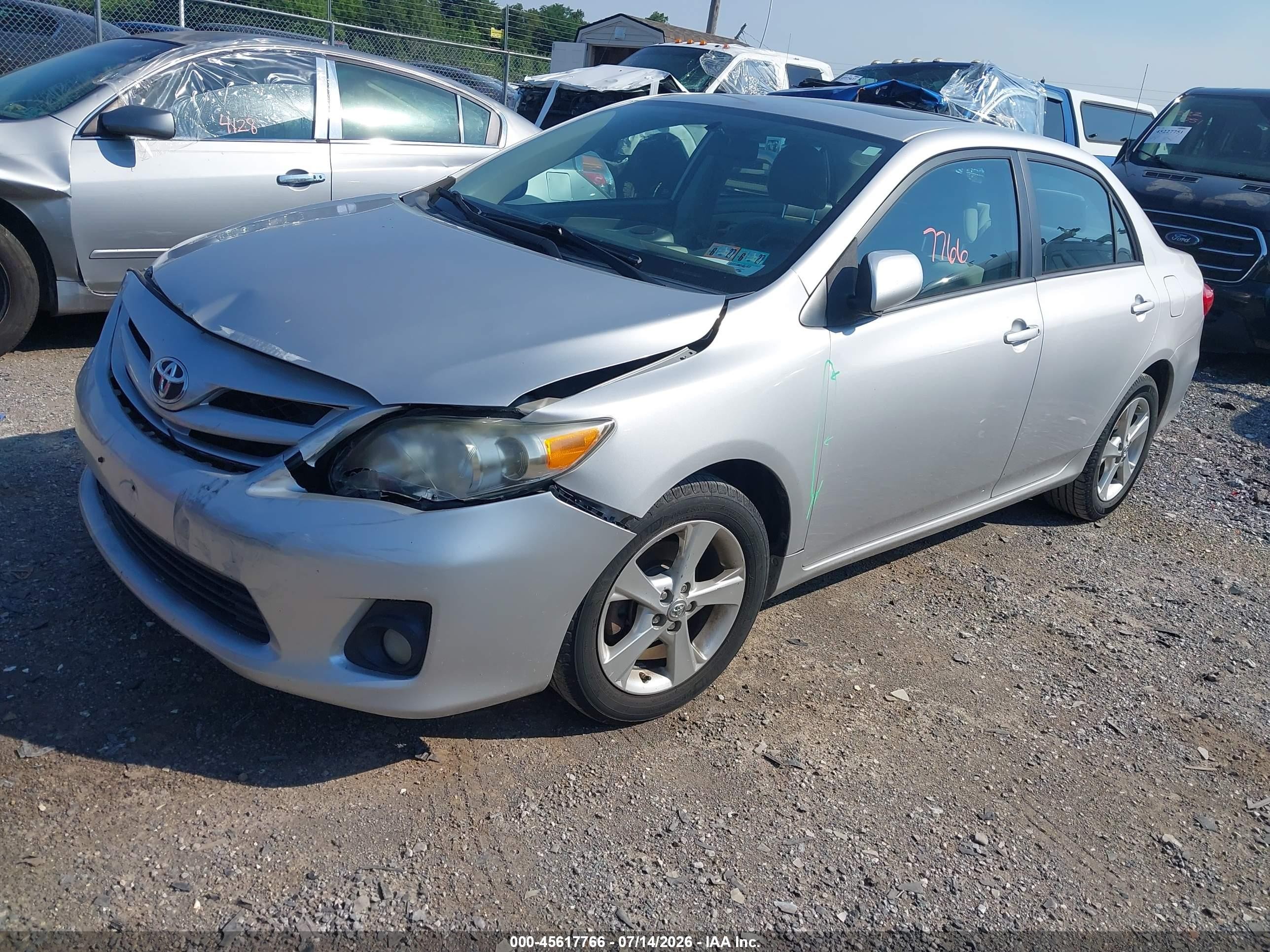 2012 Toyota Corolla Le Silver vin: 2T1BU4EE4CC871325