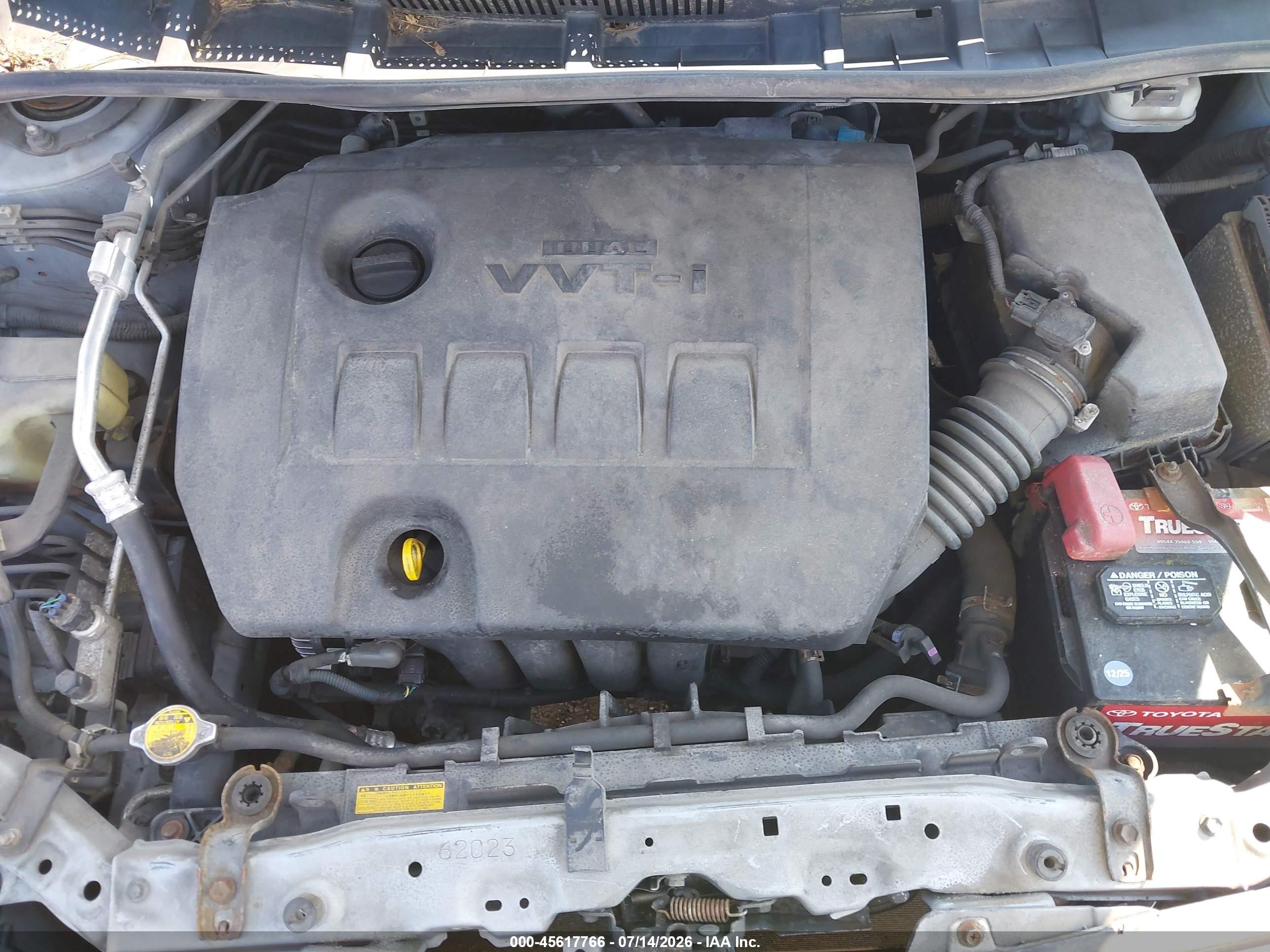 2012 Toyota Corolla Le Silver vin: 2T1BU4EE4CC871325