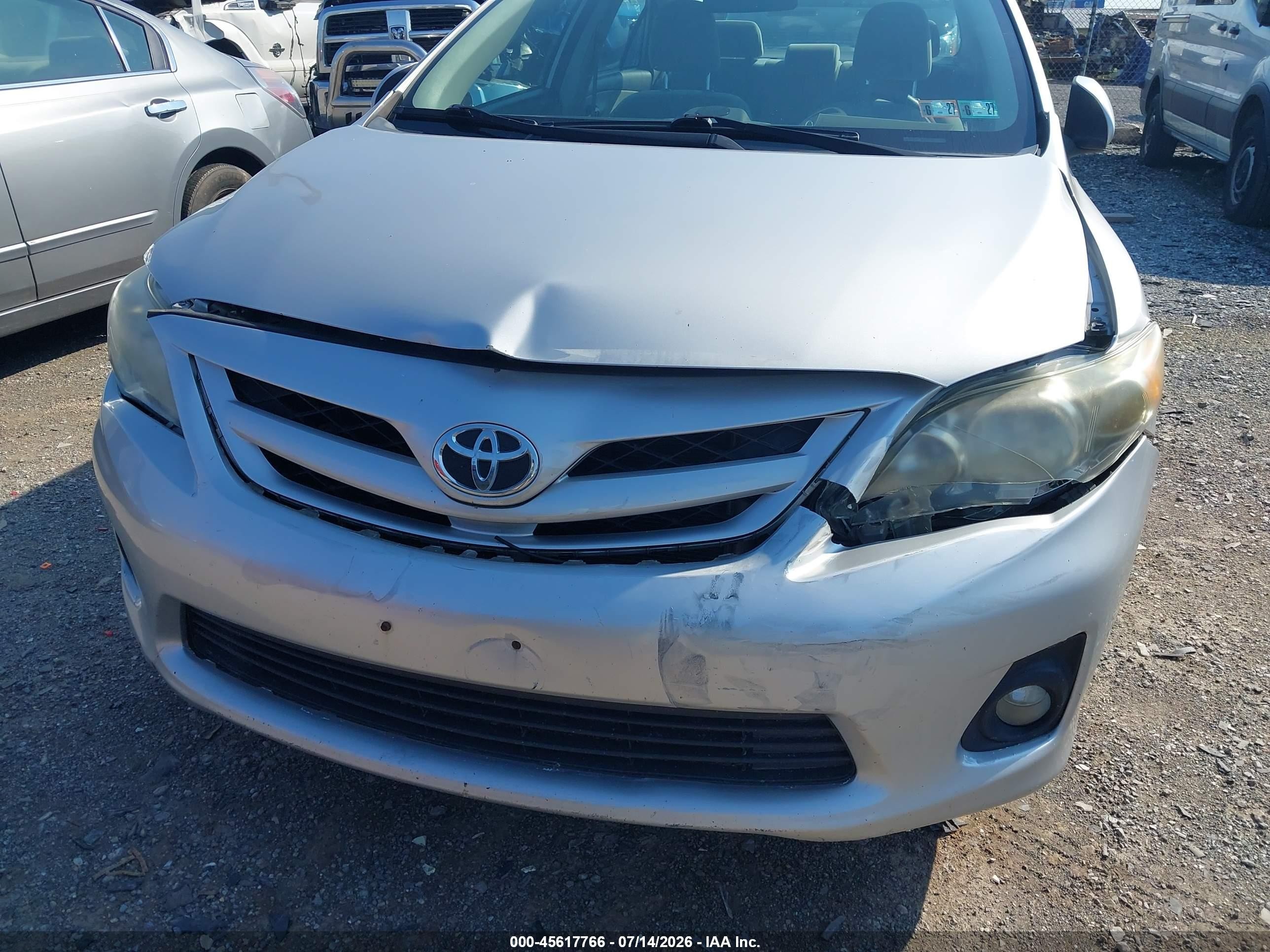 2012 Toyota Corolla Le Silver vin: 2T1BU4EE4CC871325