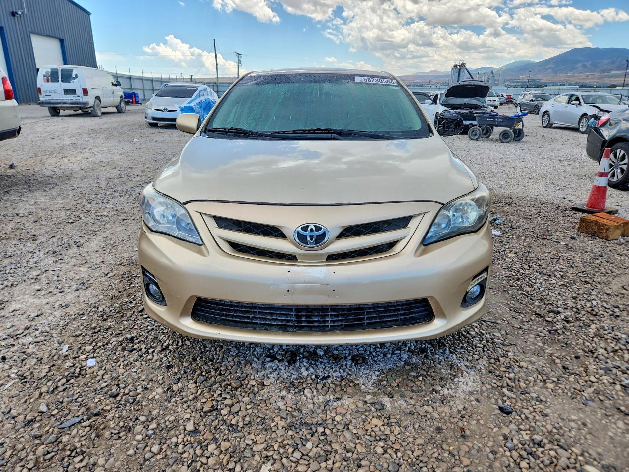 2012 Toyota Corolla Le Gold vin: 2T1BU4EE4CC871759