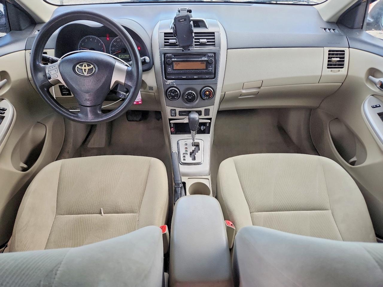 2012 Toyota Corolla Le Gold vin: 2T1BU4EE4CC871759