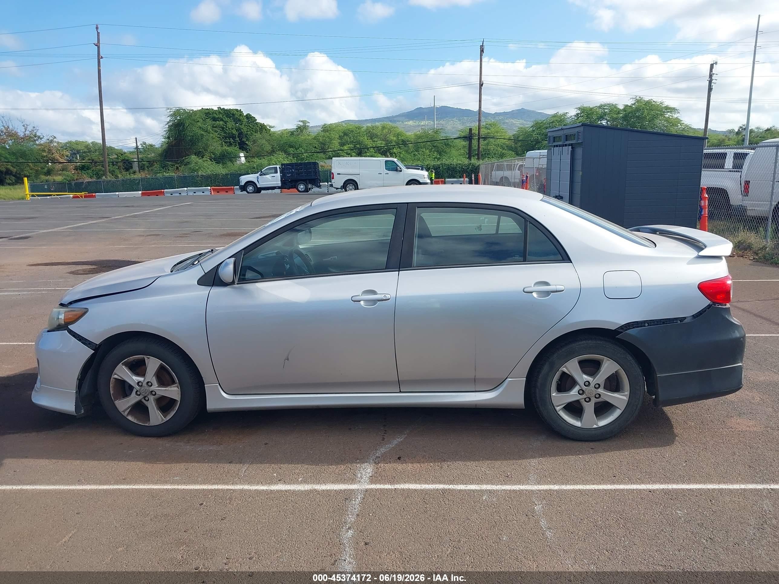 2012 Toyota Corolla S Silver vin: 2T1BU4EE4CC875181