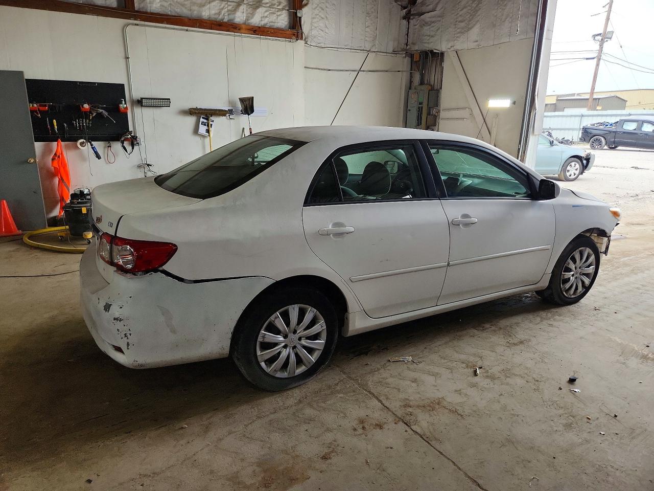 2012 Toyota Corolla Le White vin: 2T1BU4EE4CC893356