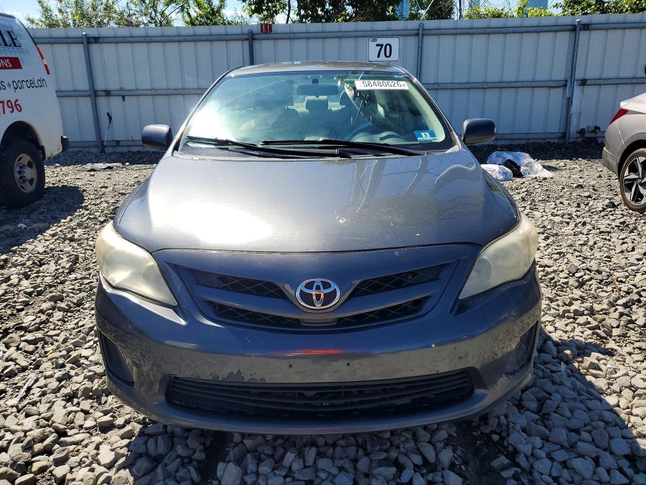 2012 Toyota Corolla Le Gray vin: 2T1BU4EE4CC906266