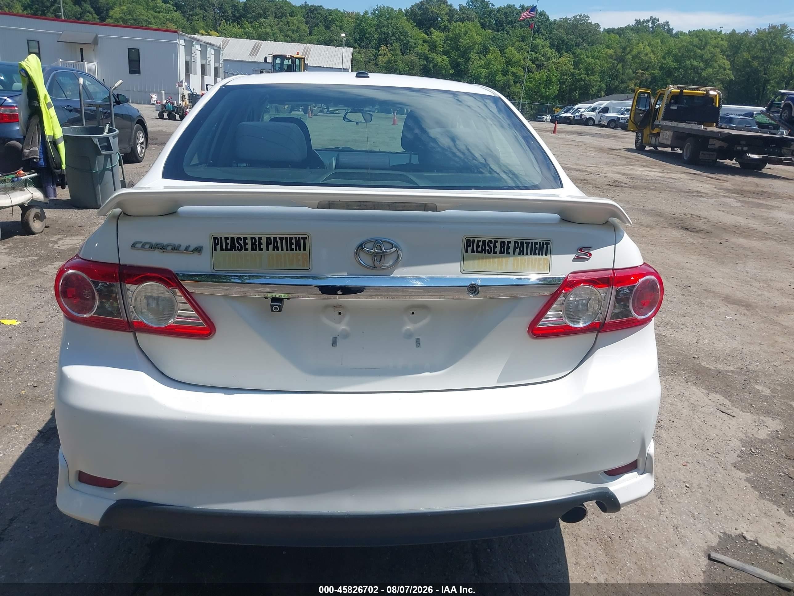 2012 Toyota Corolla S White vin: 2T1BU4EE4CC918563