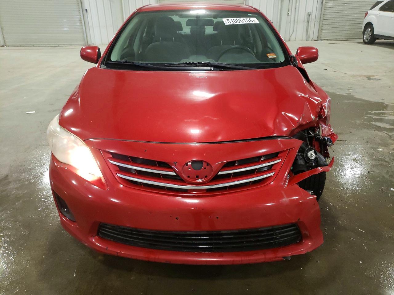 2013 Toyota Corolla Le Red vin: 2T1BU4EE4DC001351