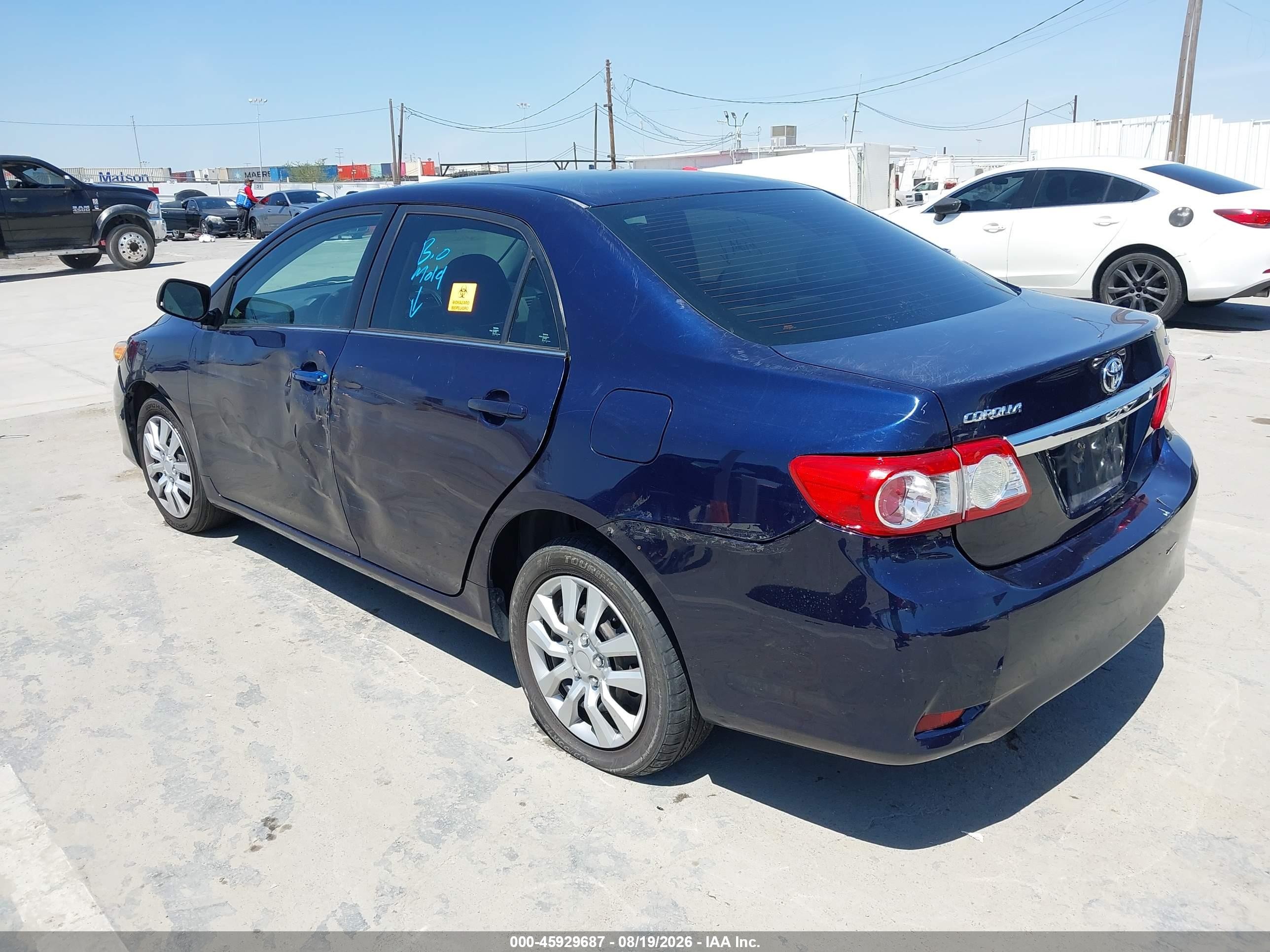 2013 Toyota Corolla Le Dark Blue vin: 2T1BU4EE4DC005996