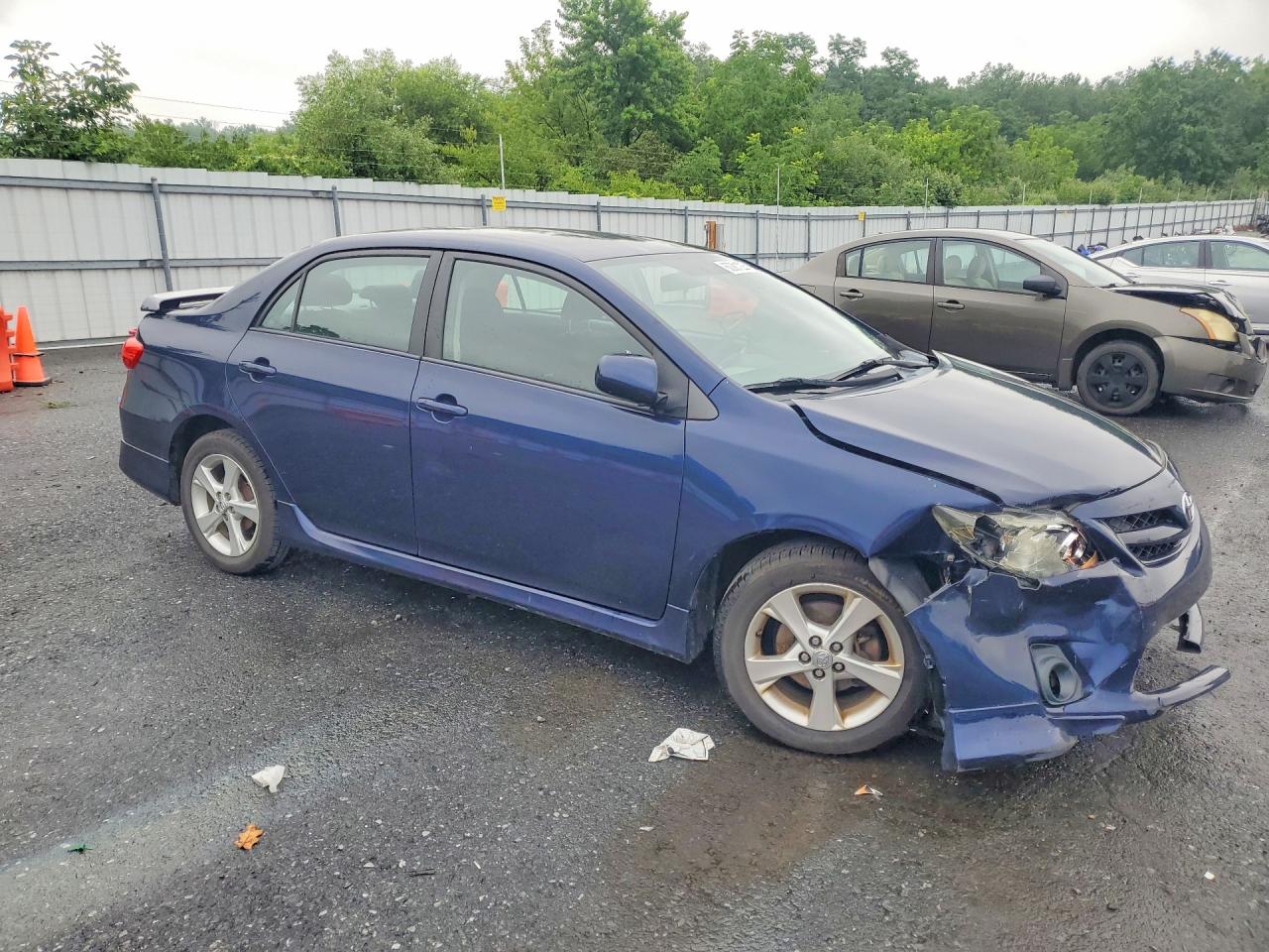 2013 Toyota Corolla S Синий vin: 2T1BU4EE4DC010938