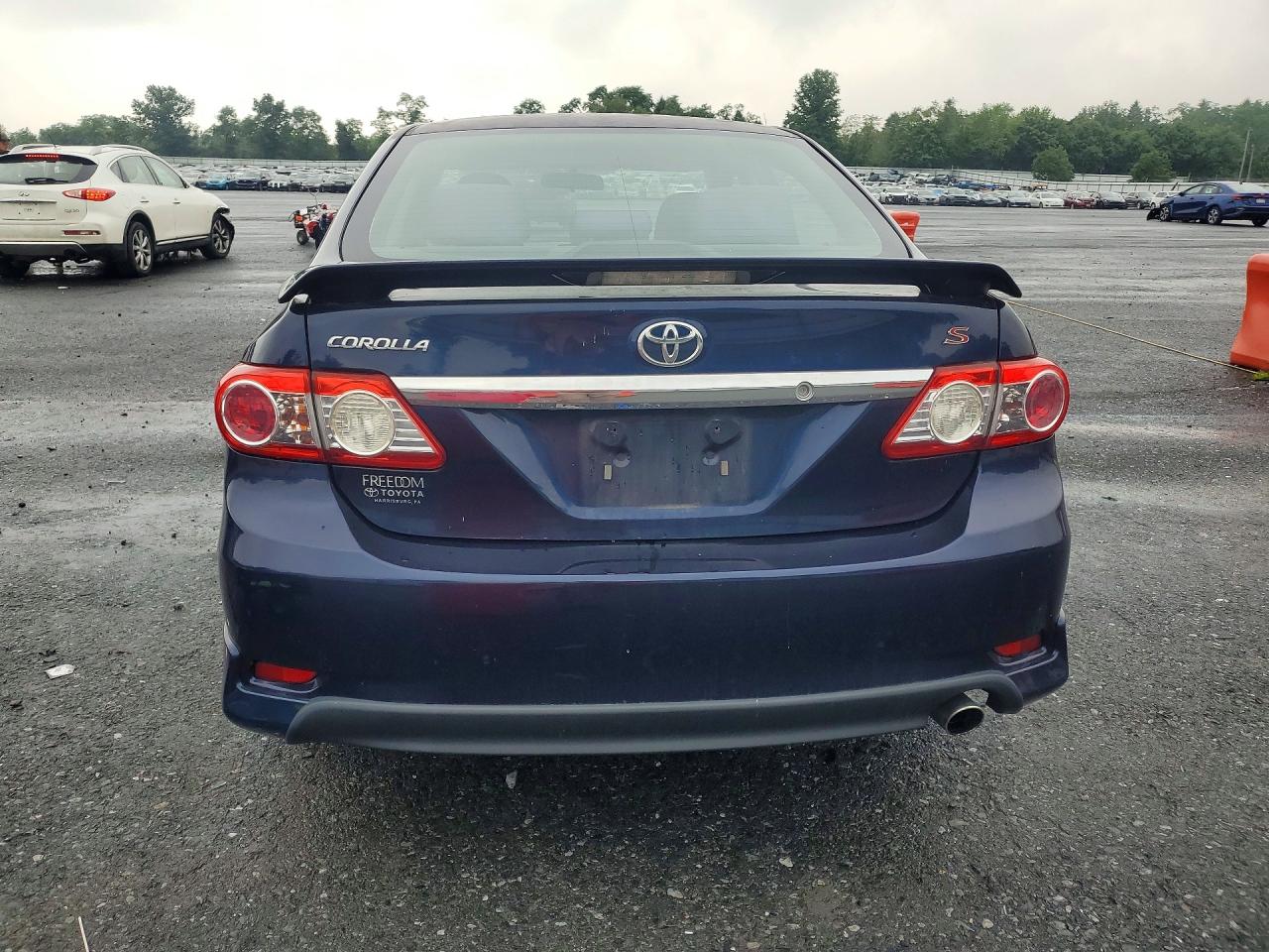 2013 Toyota Corolla S Синий vin: 2T1BU4EE4DC010938