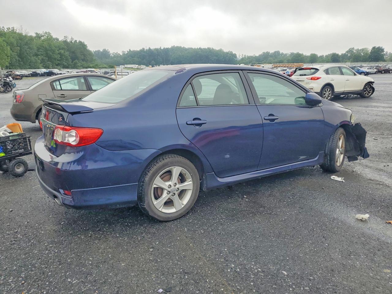 2013 Toyota Corolla S Синий vin: 2T1BU4EE4DC010938