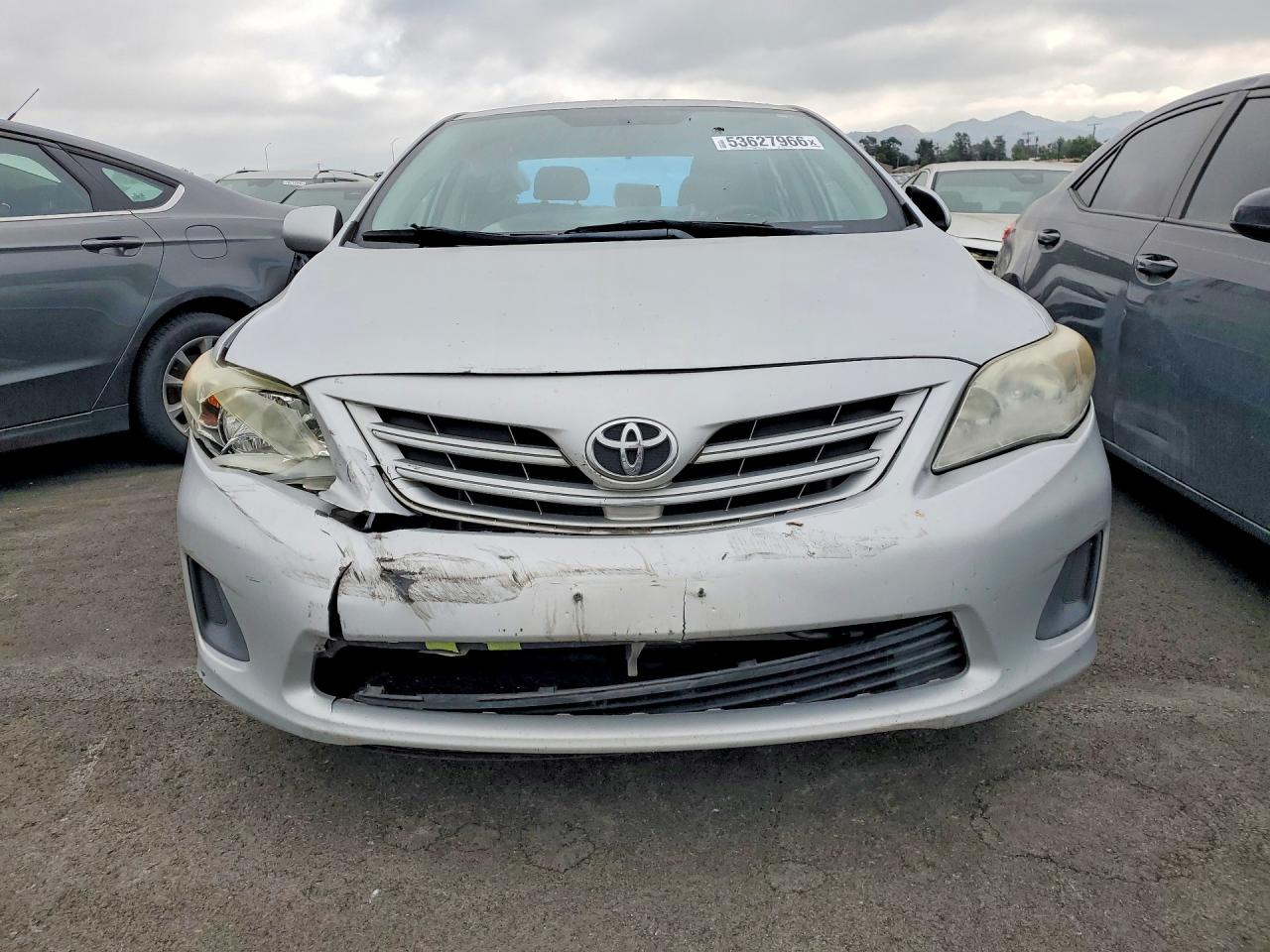 2013 Toyota Corolla Le Silver vin: 2T1BU4EE4DC019090