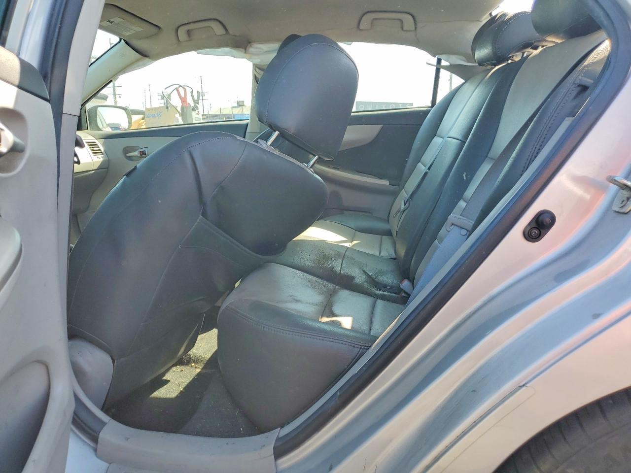 2013 Toyota Corolla Le Silver vin: 2T1BU4EE4DC019090