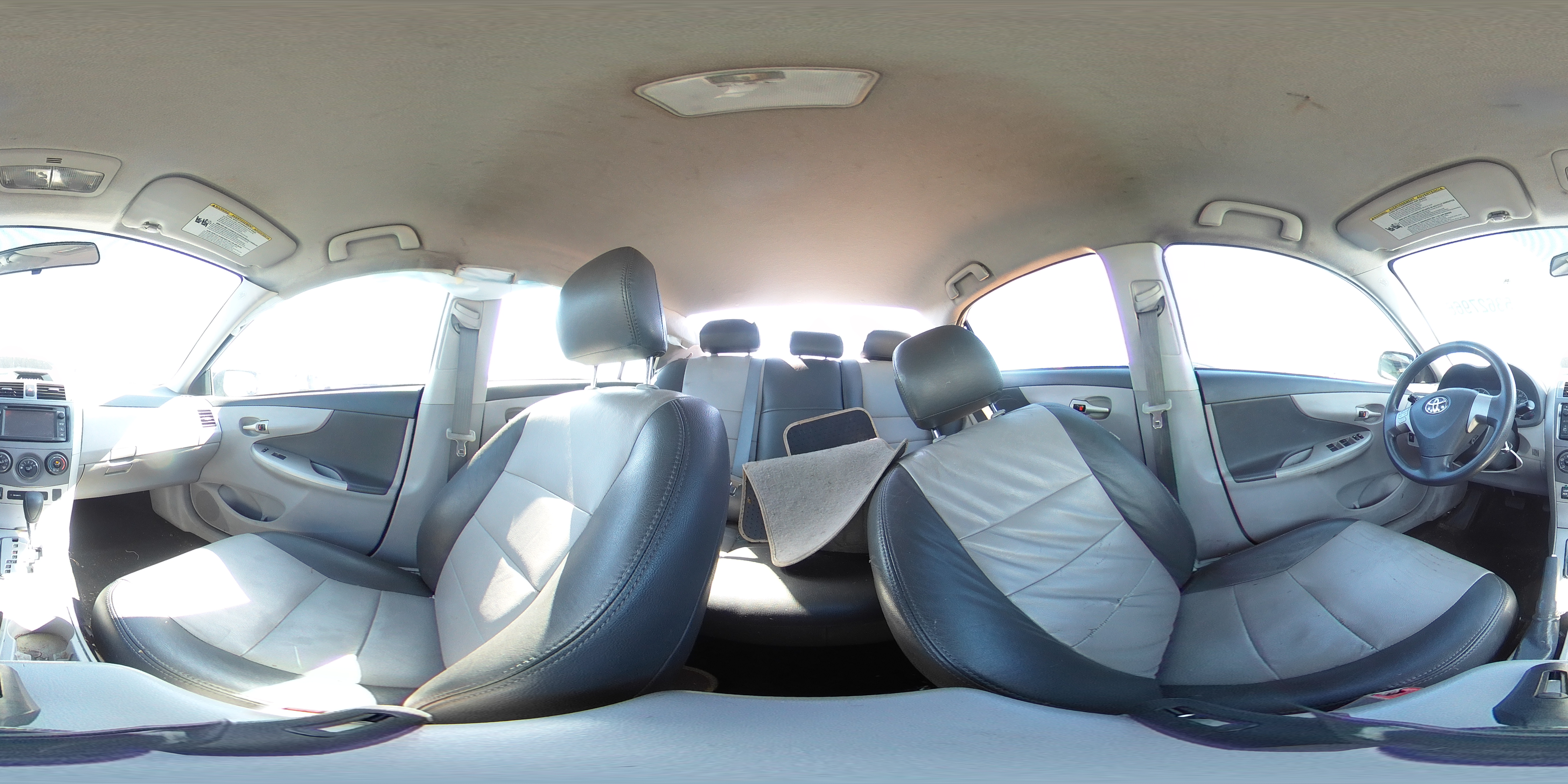 2013 Toyota Corolla Le Silver vin: 2T1BU4EE4DC019090