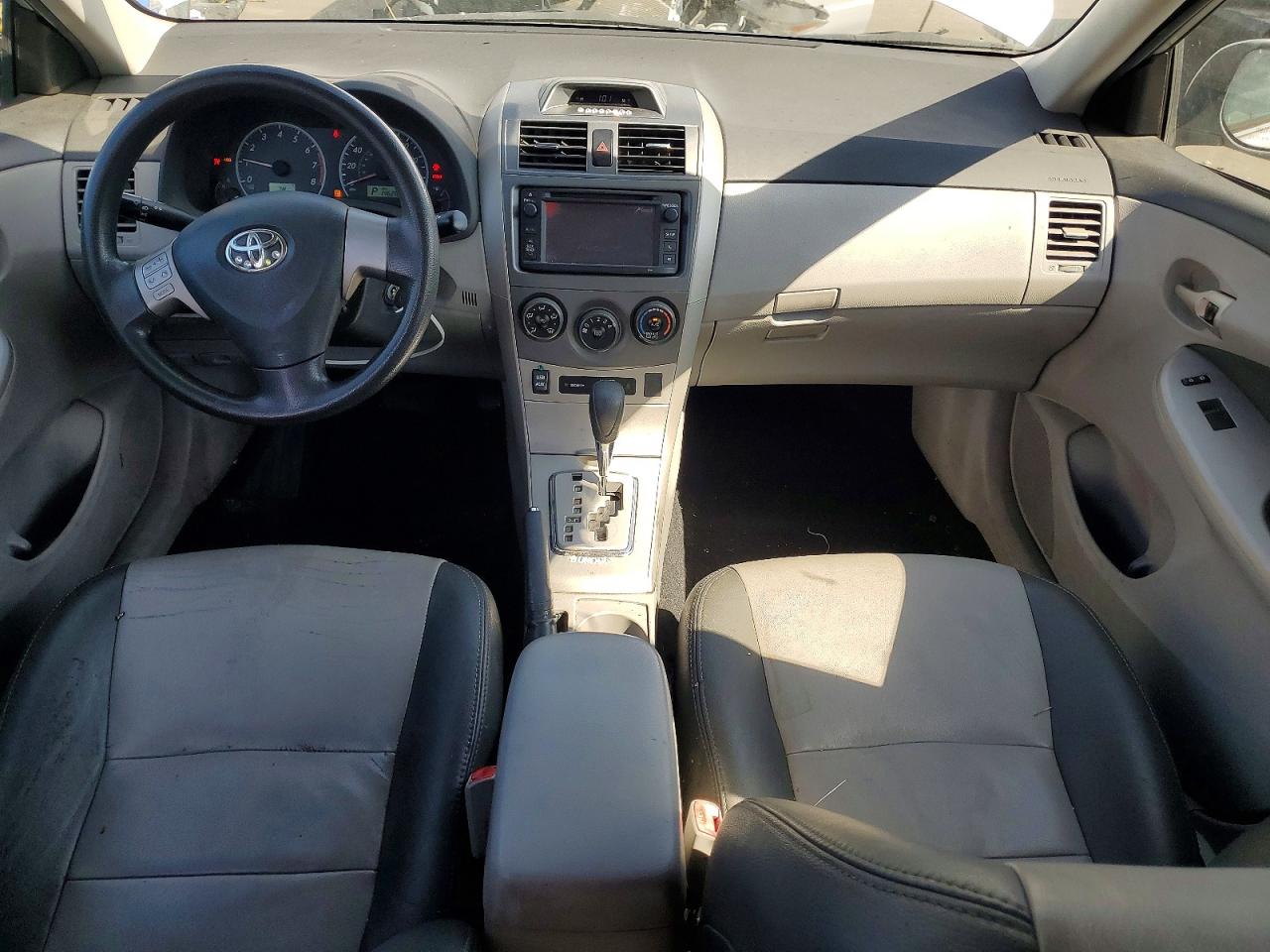2013 Toyota Corolla Le Silver vin: 2T1BU4EE4DC019090