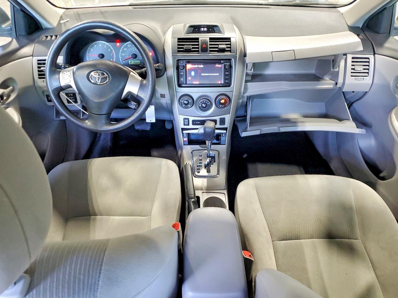 2013 Toyota Corolla Le Silver vin: 2T1BU4EE4DC019350