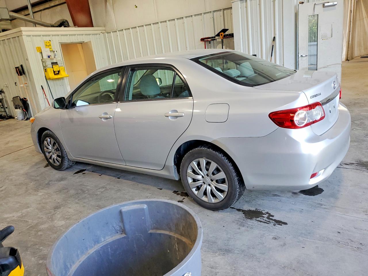 2013 Toyota Corolla Le Silver vin: 2T1BU4EE4DC019350