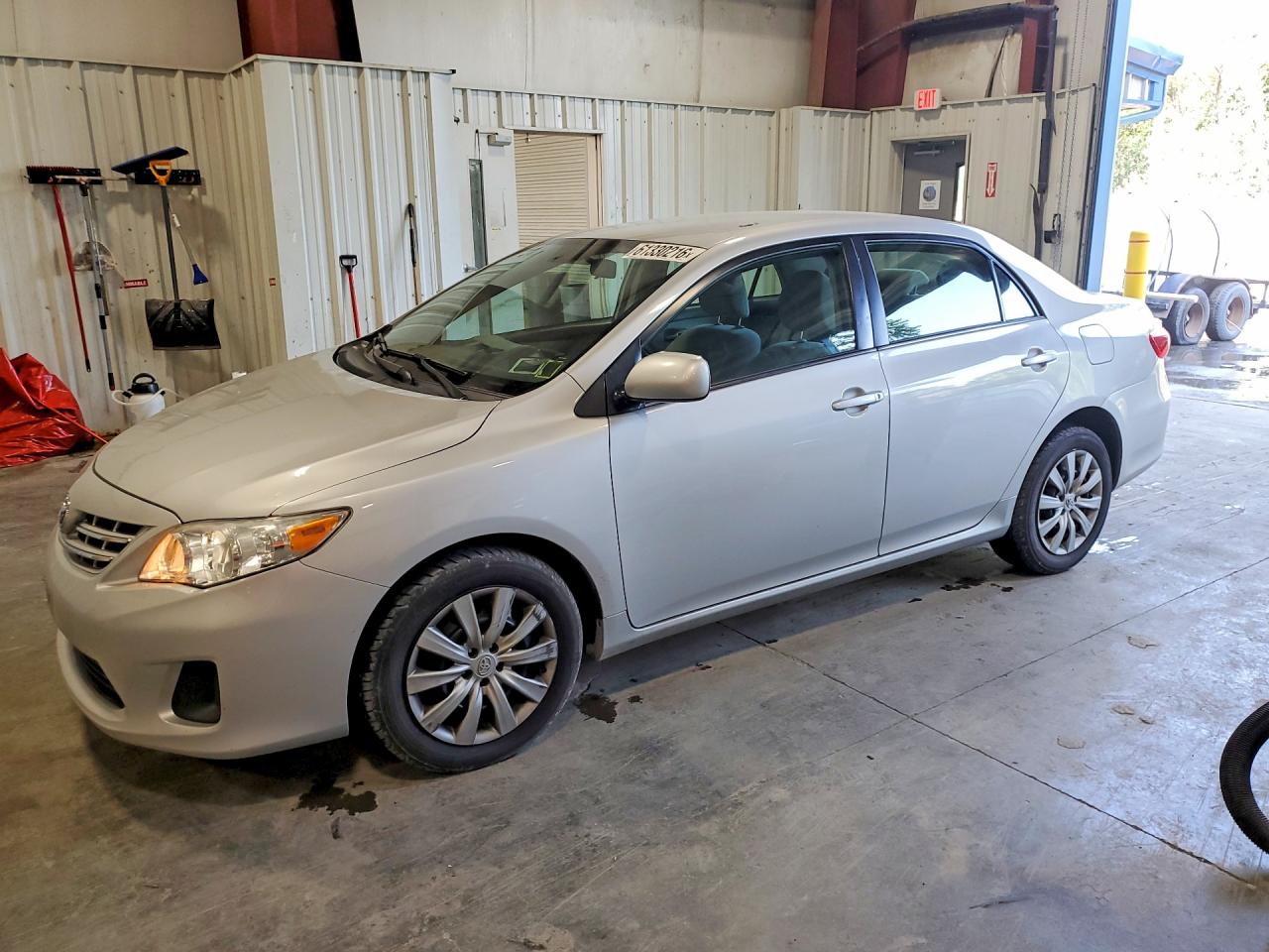 2013 Toyota Corolla Le Silver vin: 2T1BU4EE4DC019350