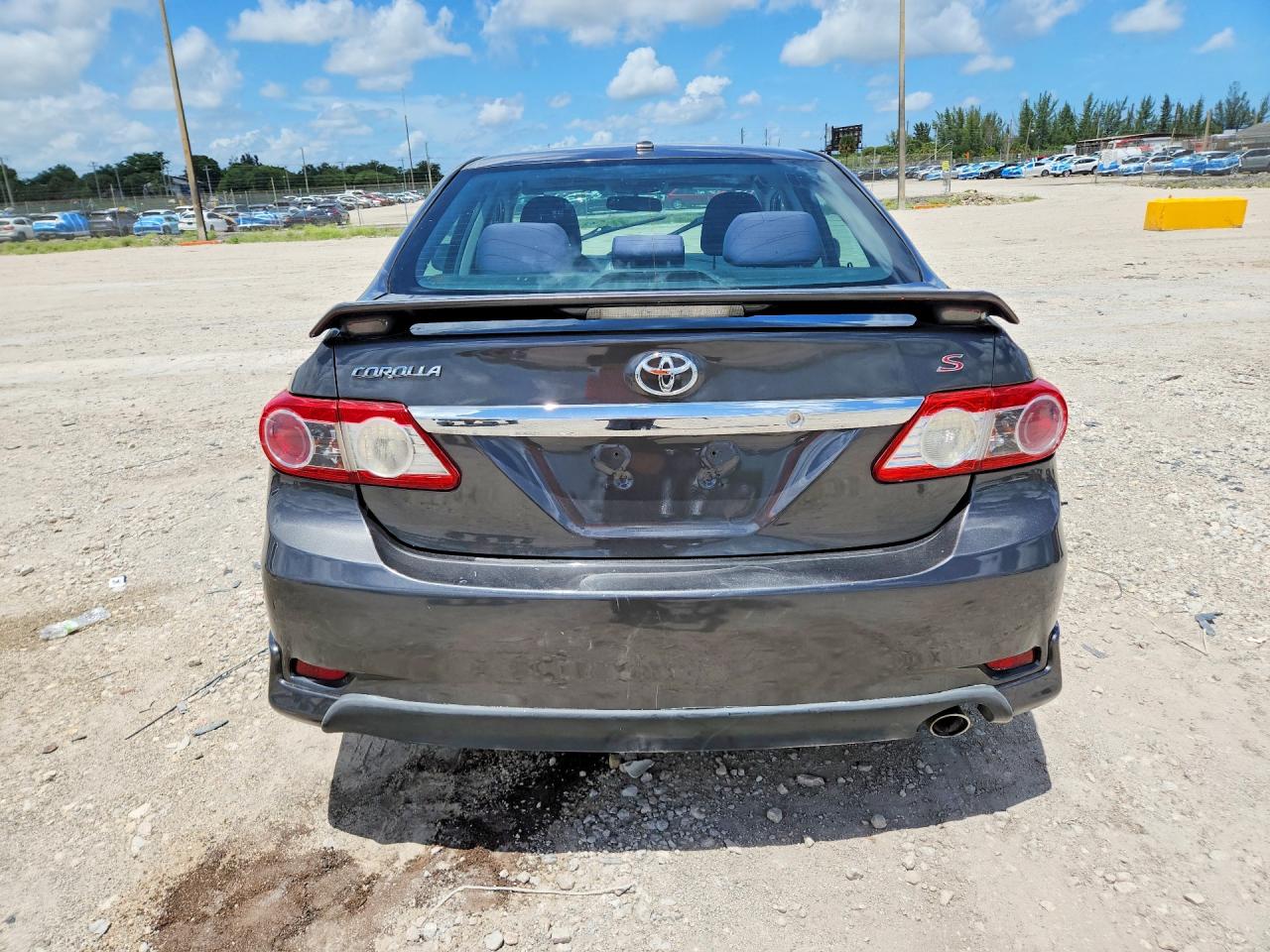 2013 Toyota Corolla S Серый vin: 2T1BU4EE4DC027447