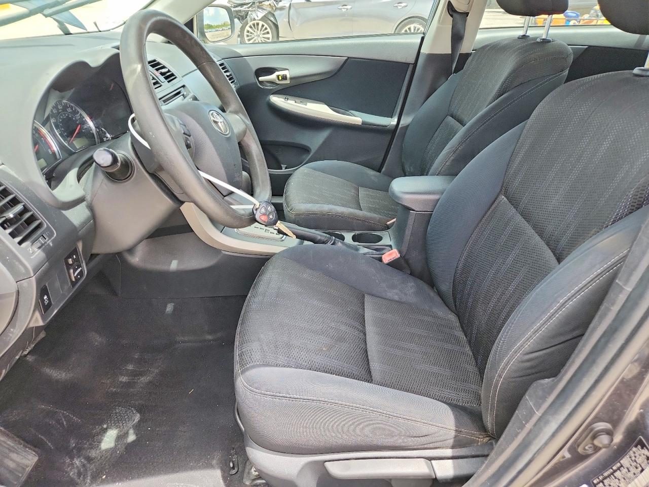 2013 Toyota Corolla S Серый vin: 2T1BU4EE4DC027447