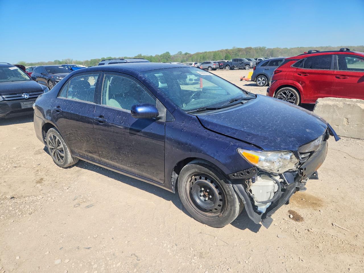 2013 Toyota Corolla Le Blue vin: 2T1BU4EE4DC031045