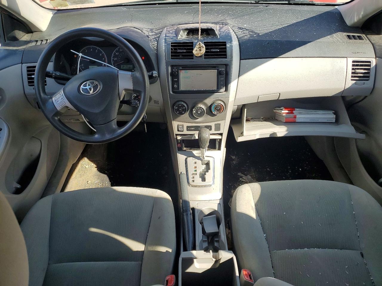 2013 Toyota Corolla Le Красный vin: 2T1BU4EE4DC045012