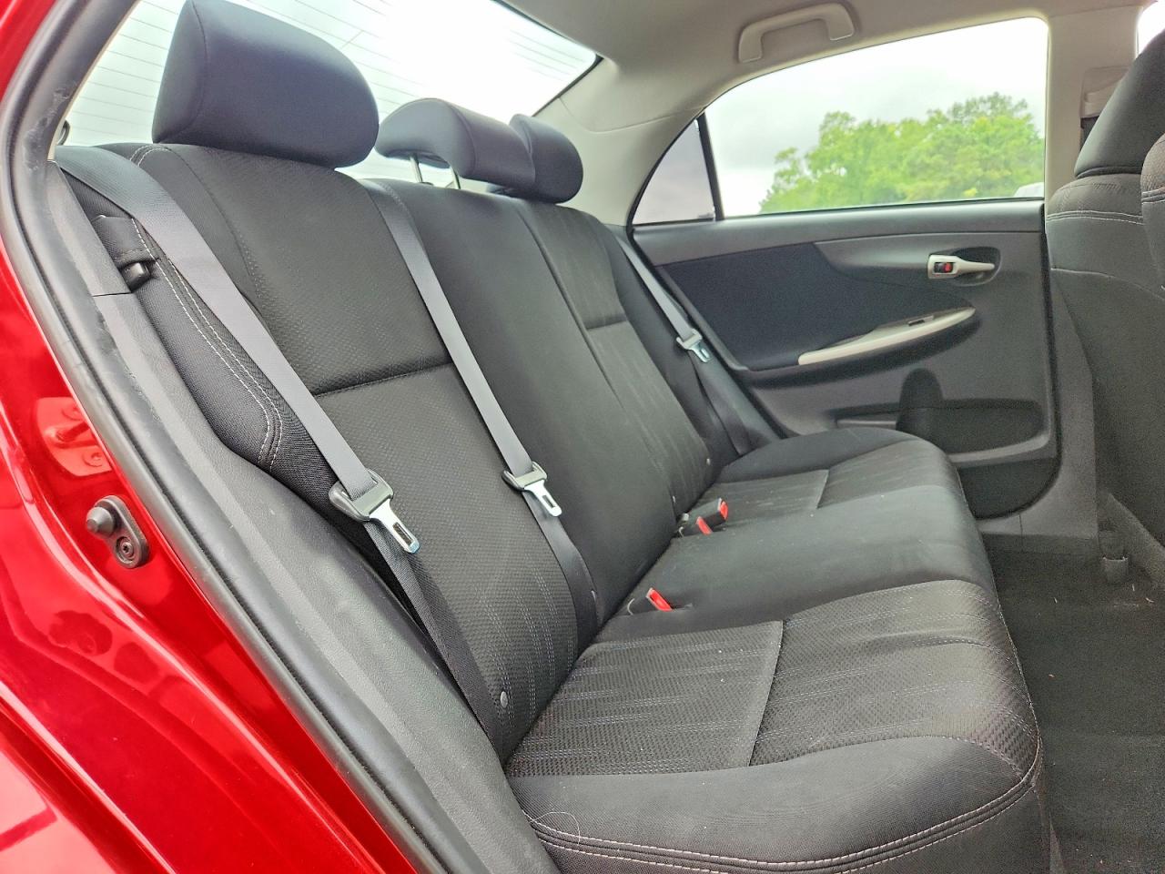 2013 Toyota Corolla S Red vin: 2T1BU4EE4DC070069
