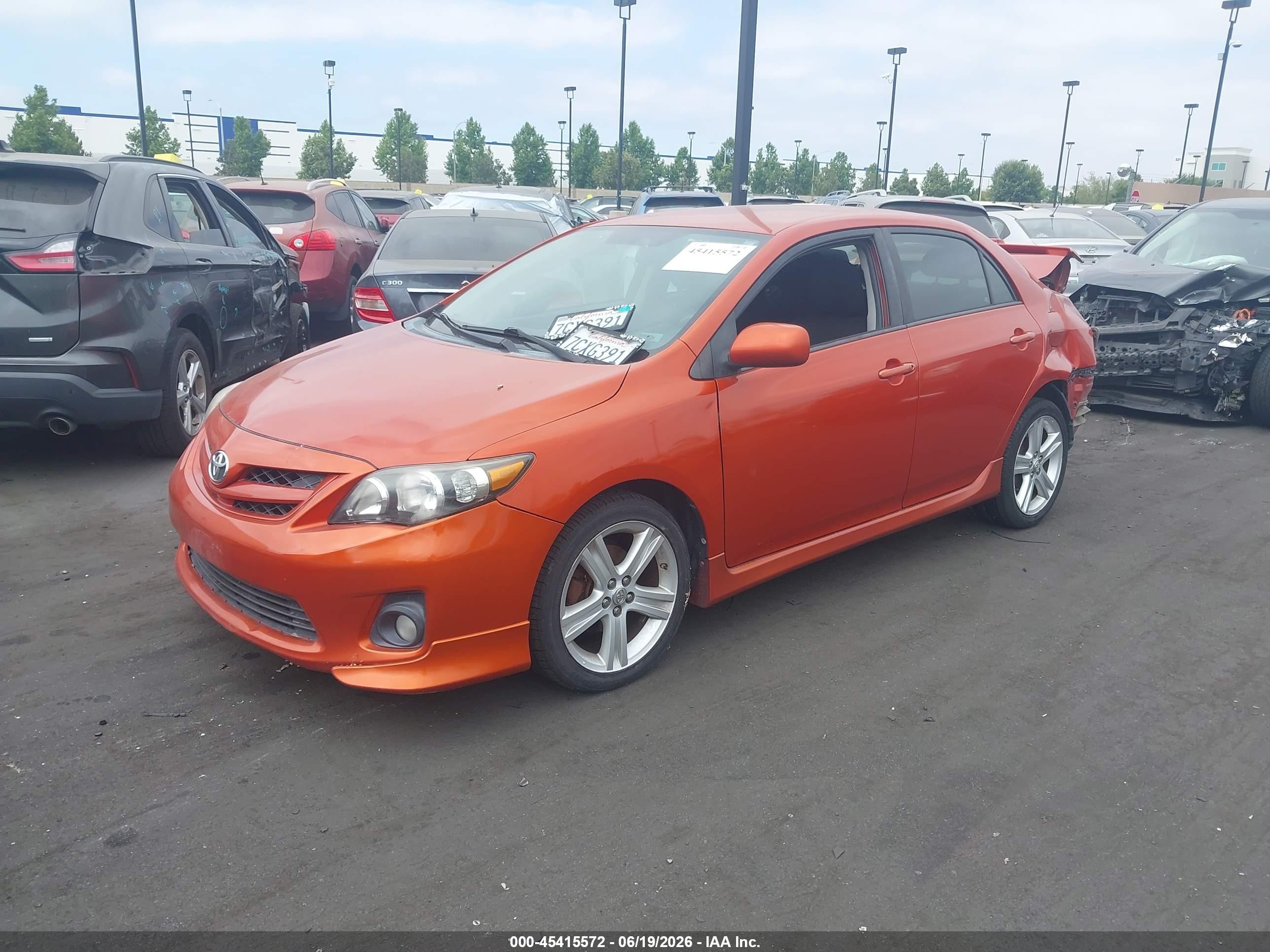 2013 Toyota Corolla S Special Edition Orange vin: 2T1BU4EE4DC078656