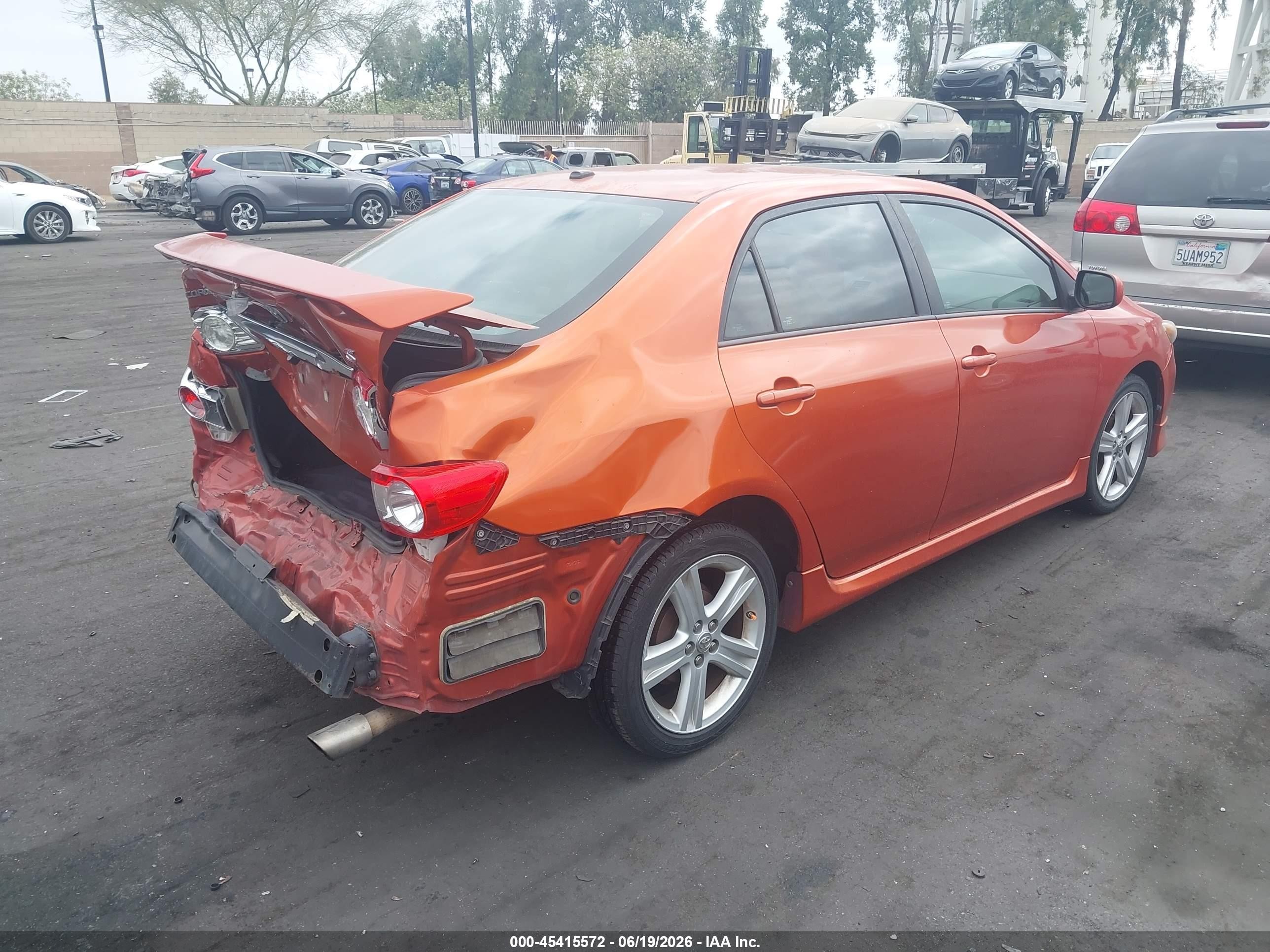 2013 Toyota Corolla S Special Edition Orange vin: 2T1BU4EE4DC078656