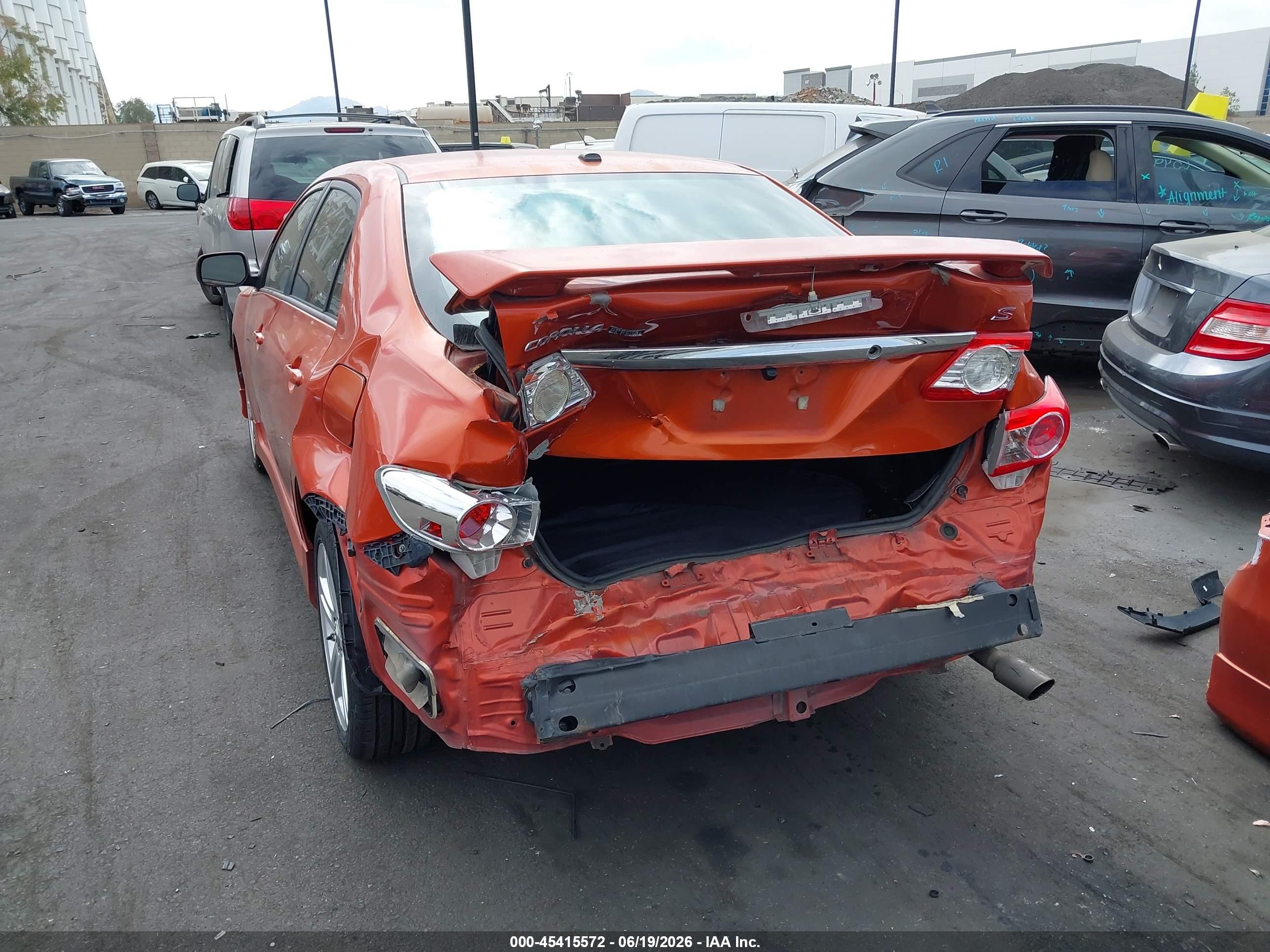 2013 Toyota Corolla S Special Edition Orange vin: 2T1BU4EE4DC078656