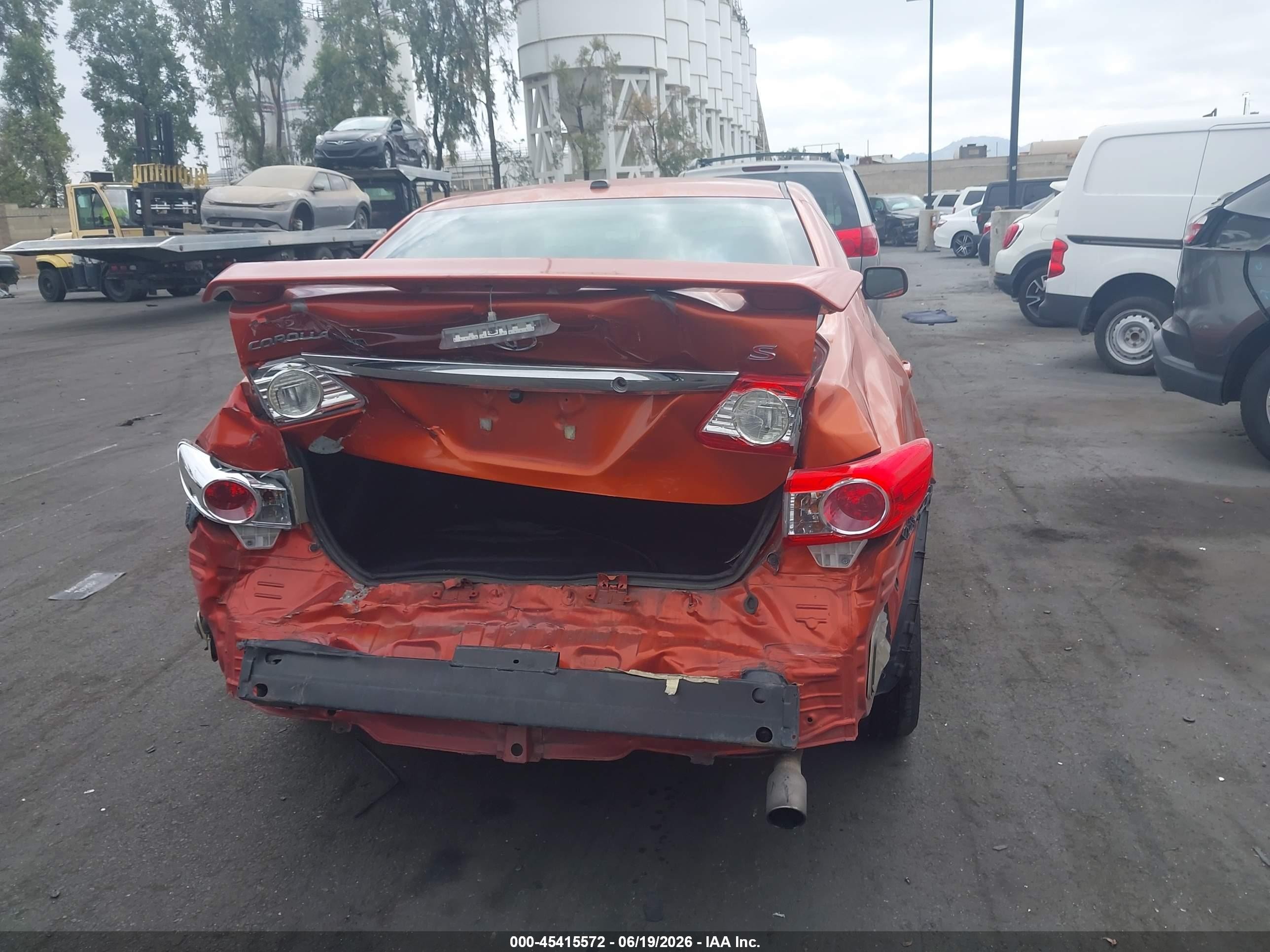 2013 Toyota Corolla S Special Edition Orange vin: 2T1BU4EE4DC078656