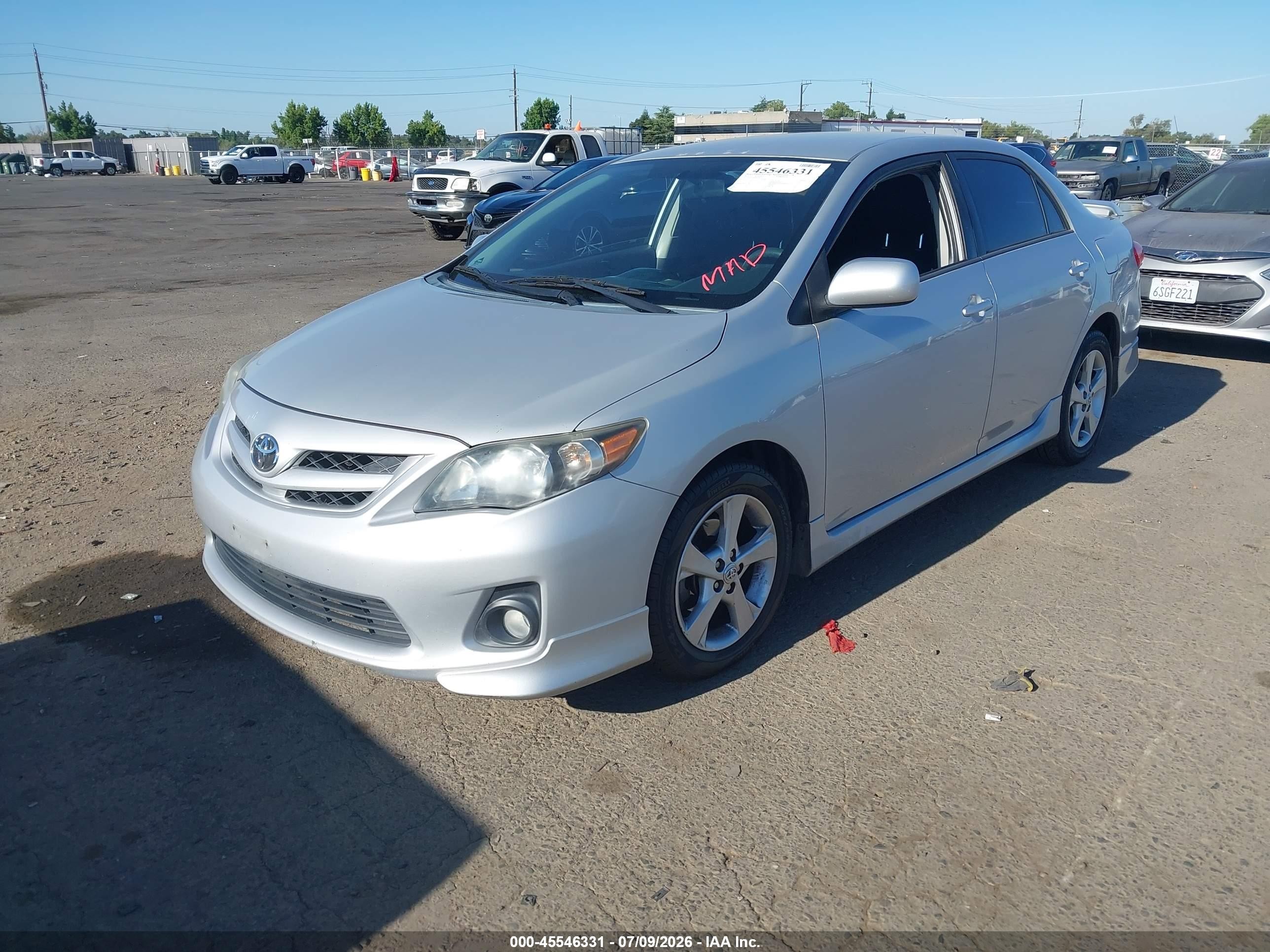 2013 Toyota Corolla S Silver vin: 2T1BU4EE4DC090712